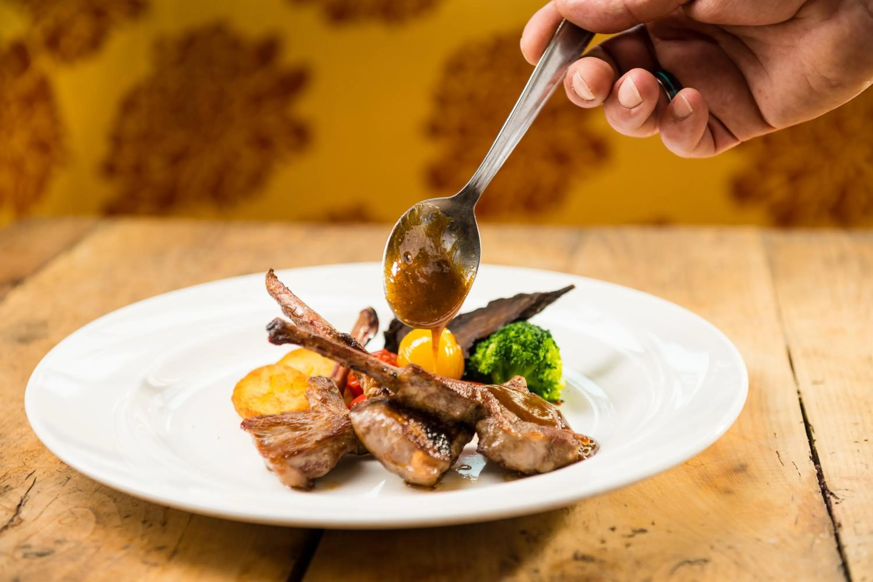 Food and drinks in Arlberg Stuben - das kleine, feine Hotel