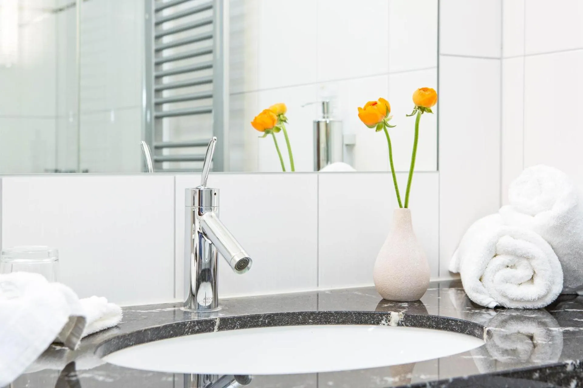 Bathroom in City Hotel Roding