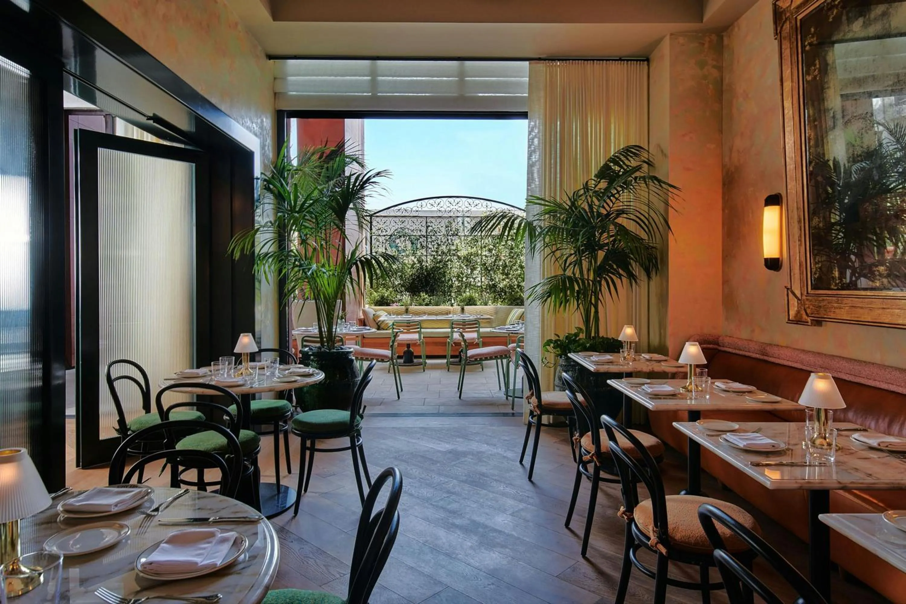 Meeting/conference room in The Hollywood Grande, Autograph Collection