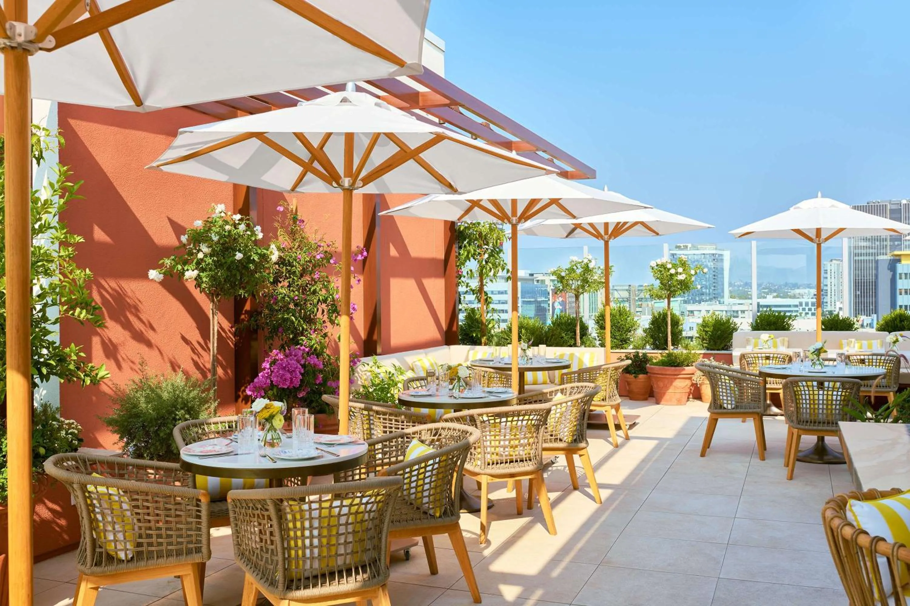 Restaurant/places to eat in Thompson Hollywood, by Hyatt