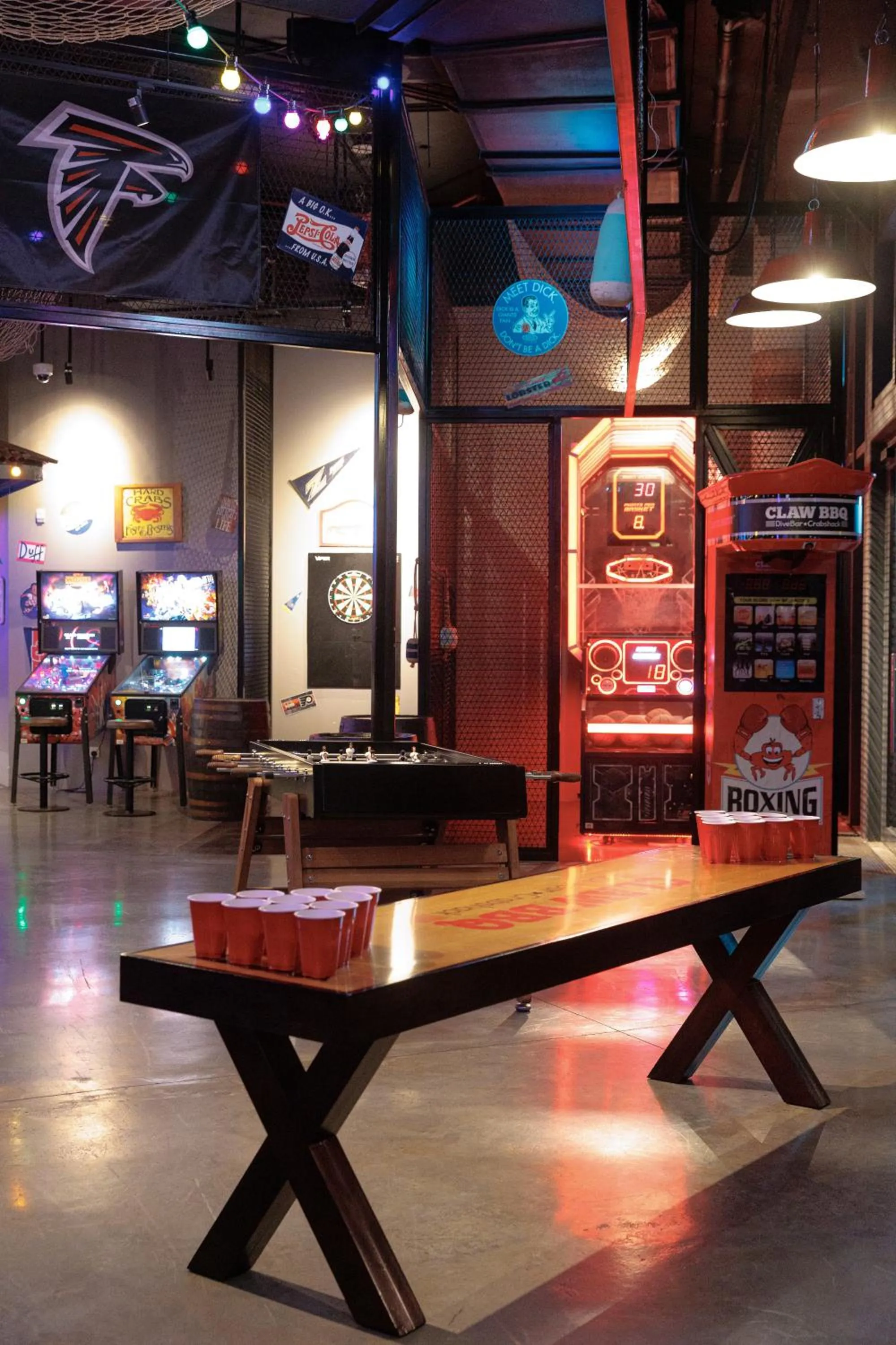 Darts in Hampton by Hilton Marjan Island