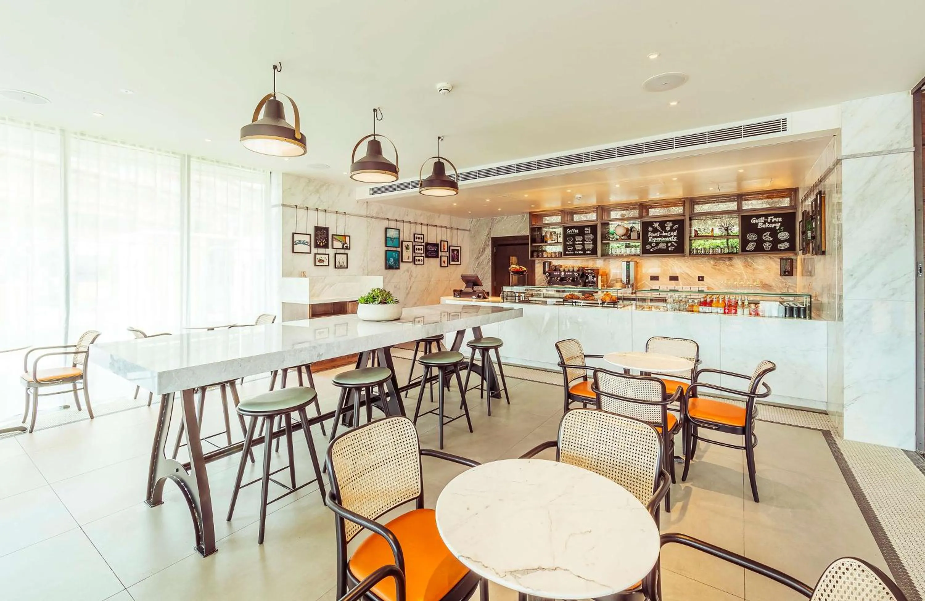 Restaurant/places to eat in The Fellows House Cambridge, Curio Collection By Hilton