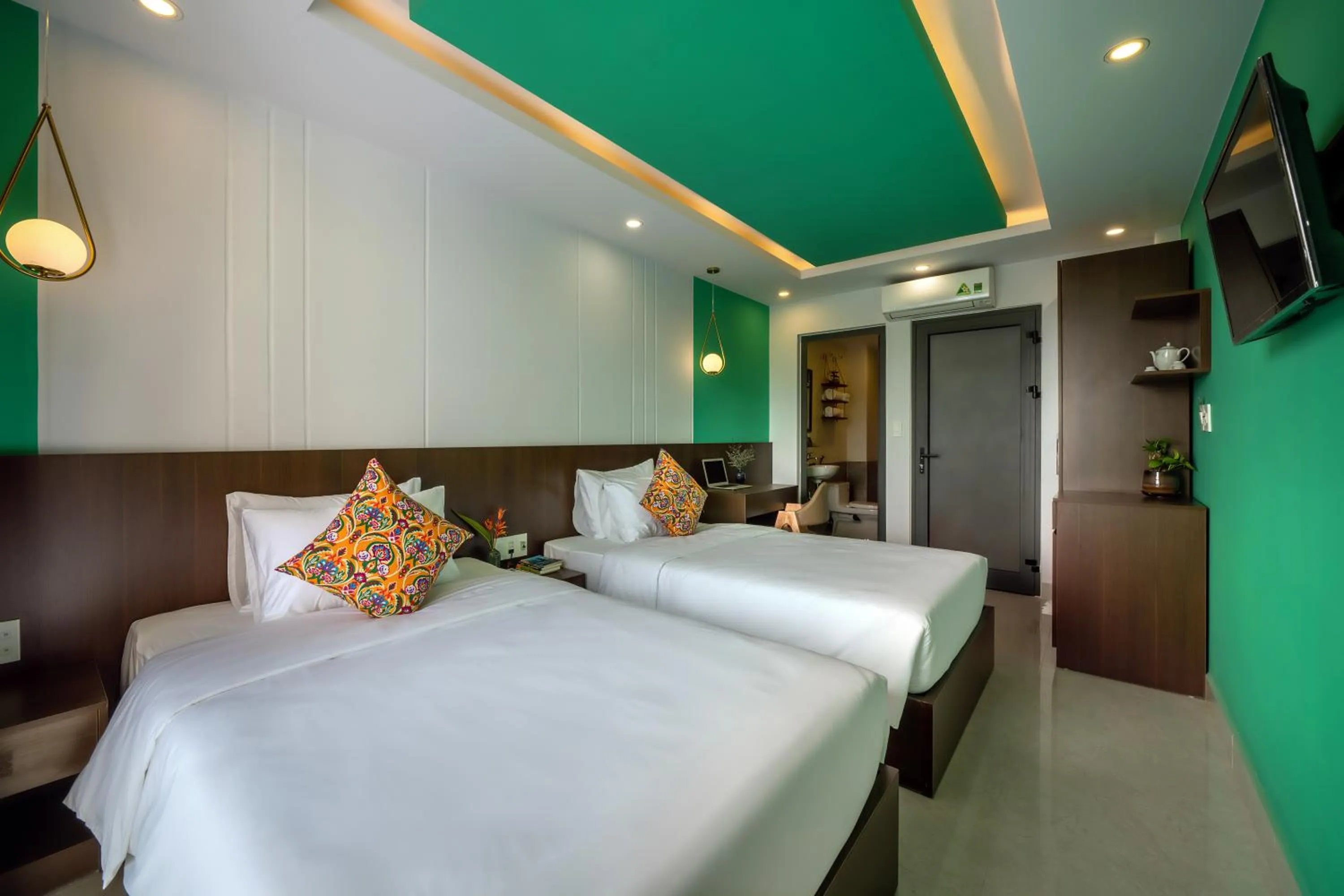 Photo of the whole room, Bed in AnNam68