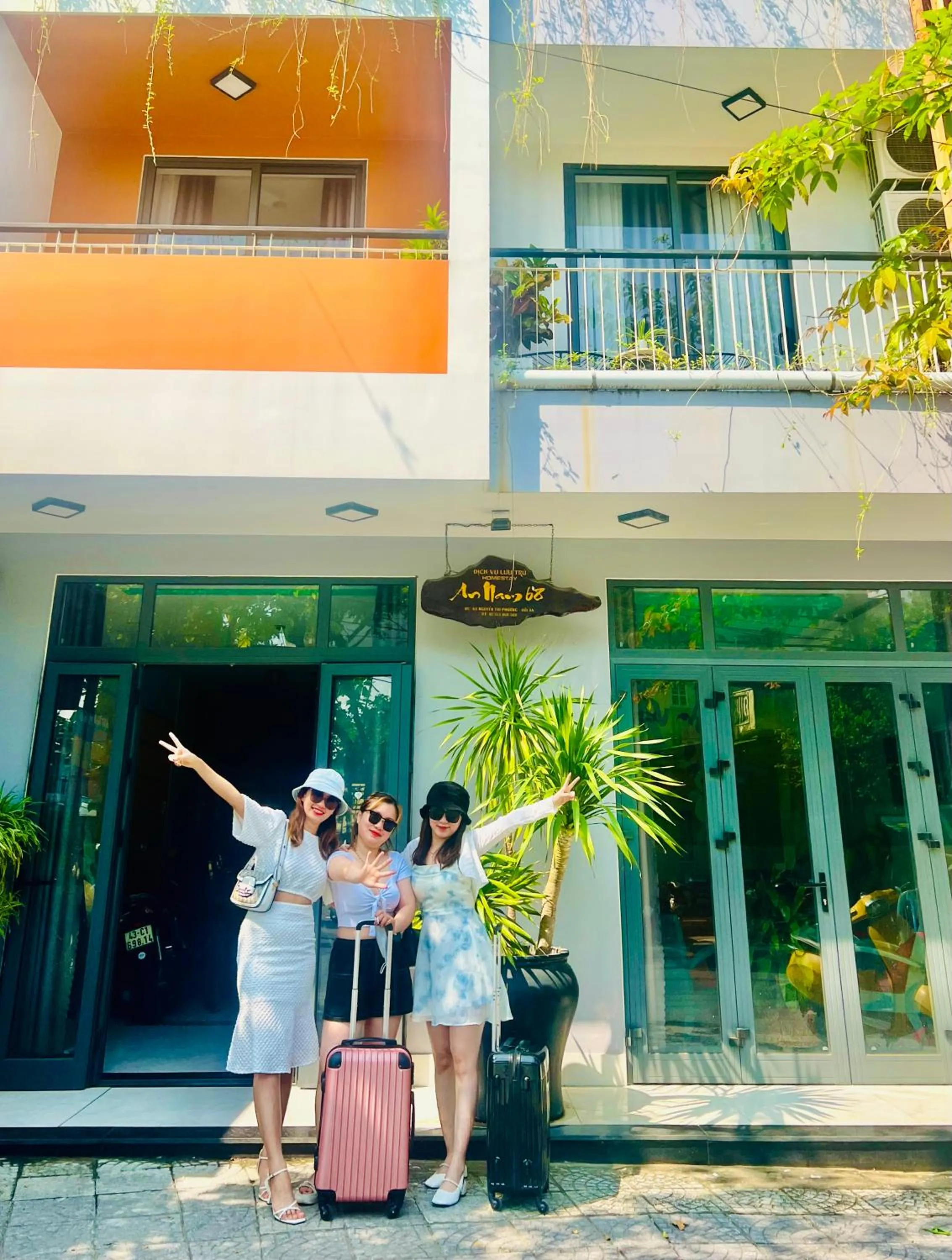 group of guests in AnNam68