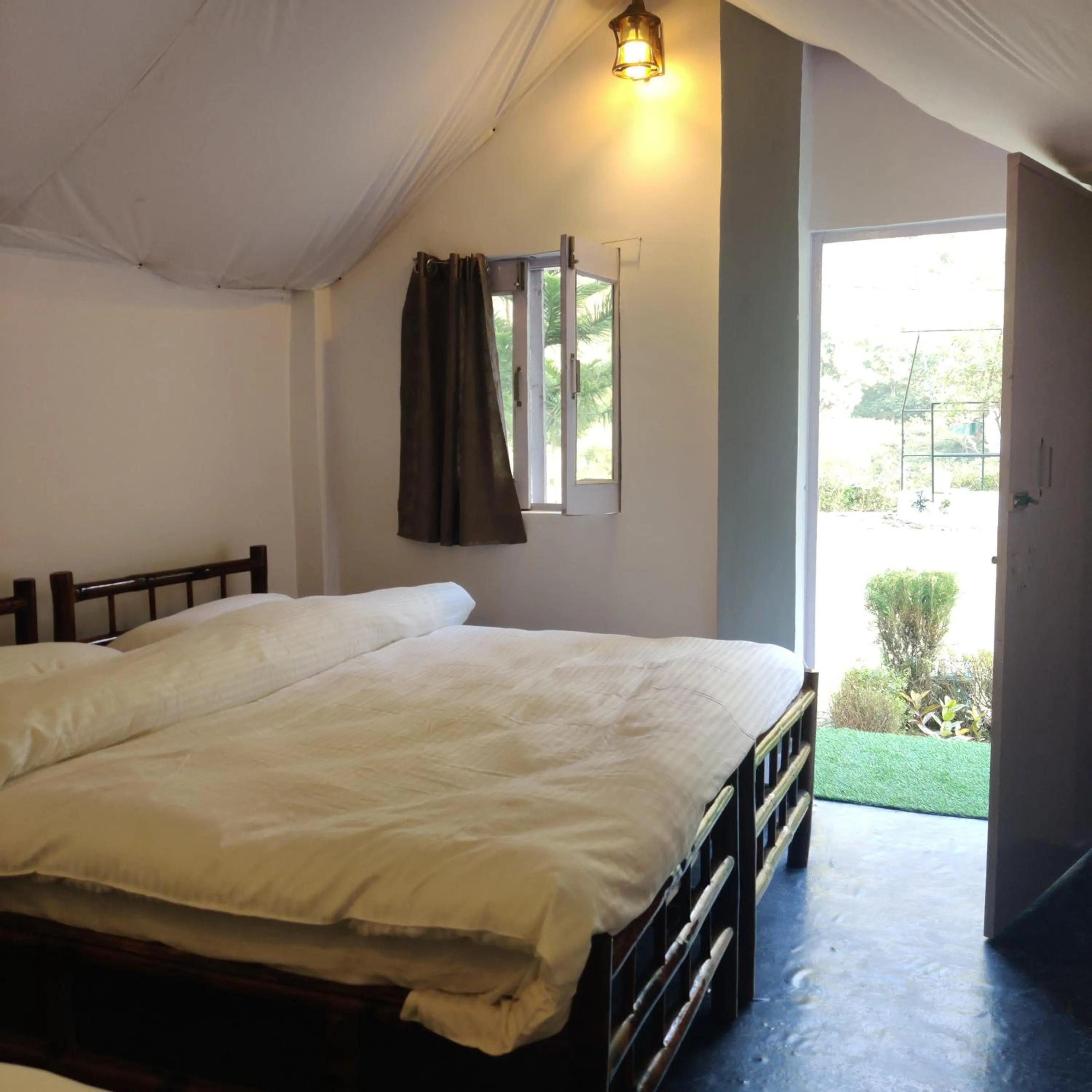 Bed in H7Stay Luxury Cottages And Camps, Rishikesh