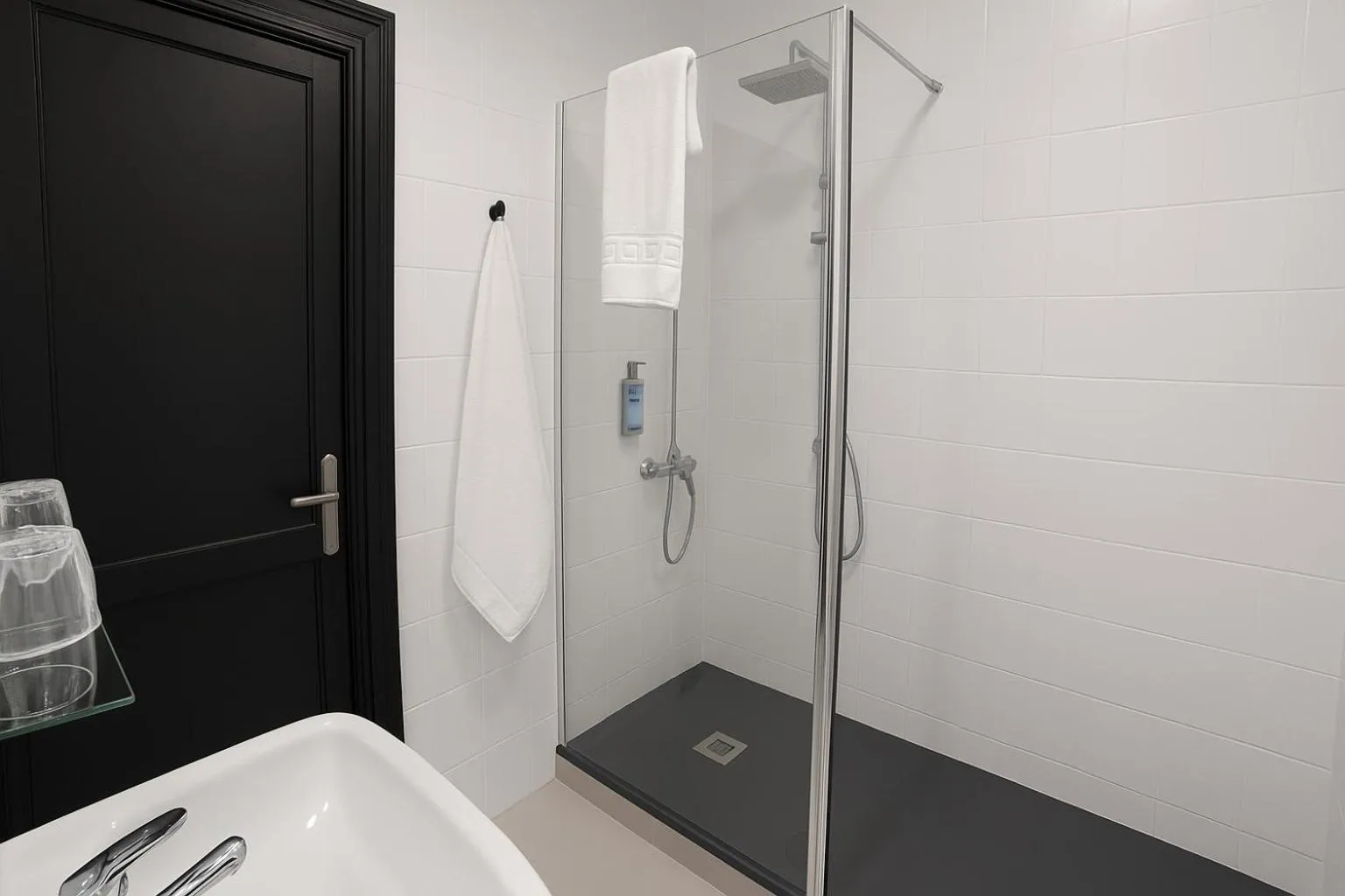 Shower in Hotel San Vicente - Centro Playa