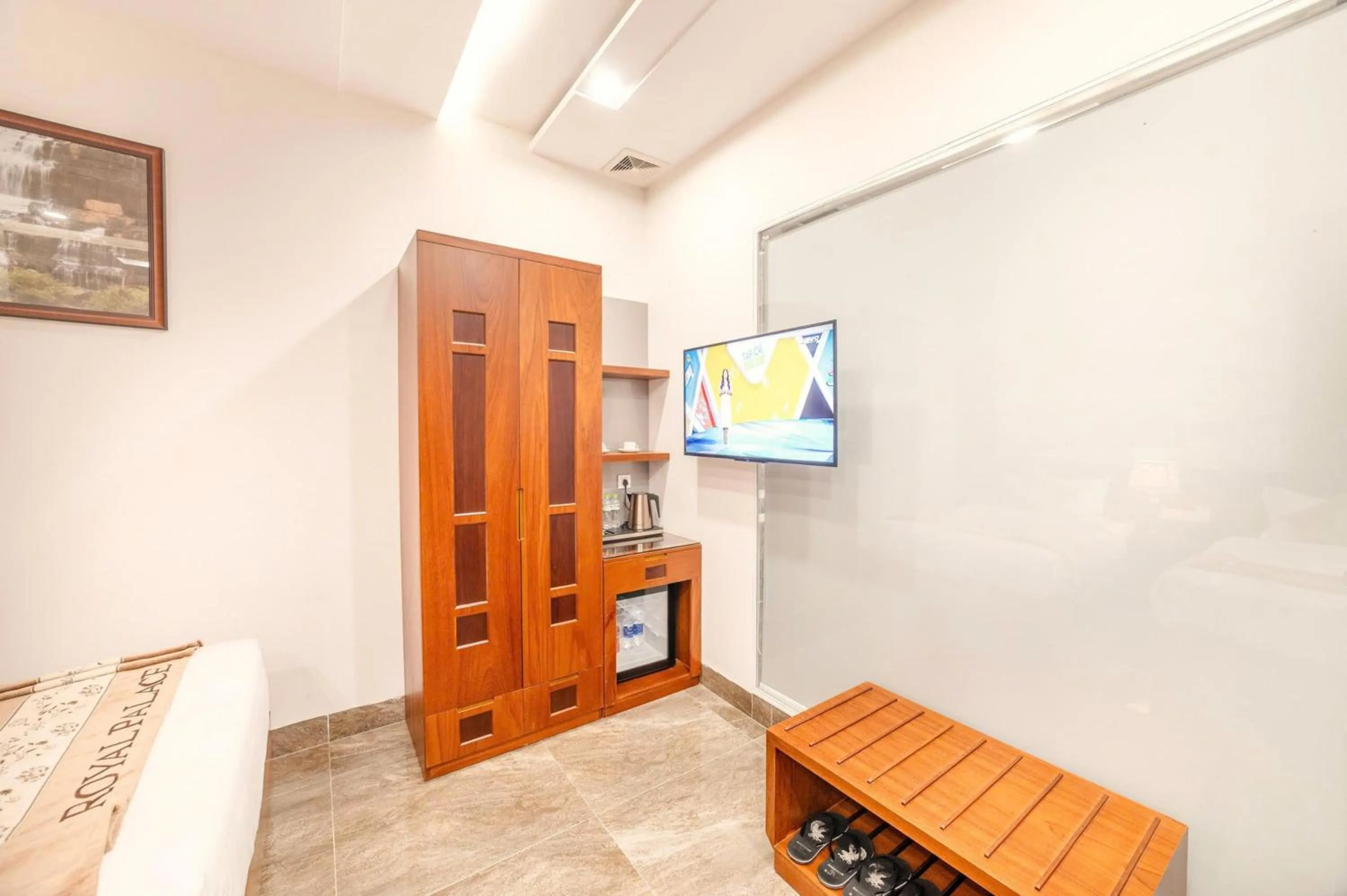 Coffee/tea facilities in Royal Palace