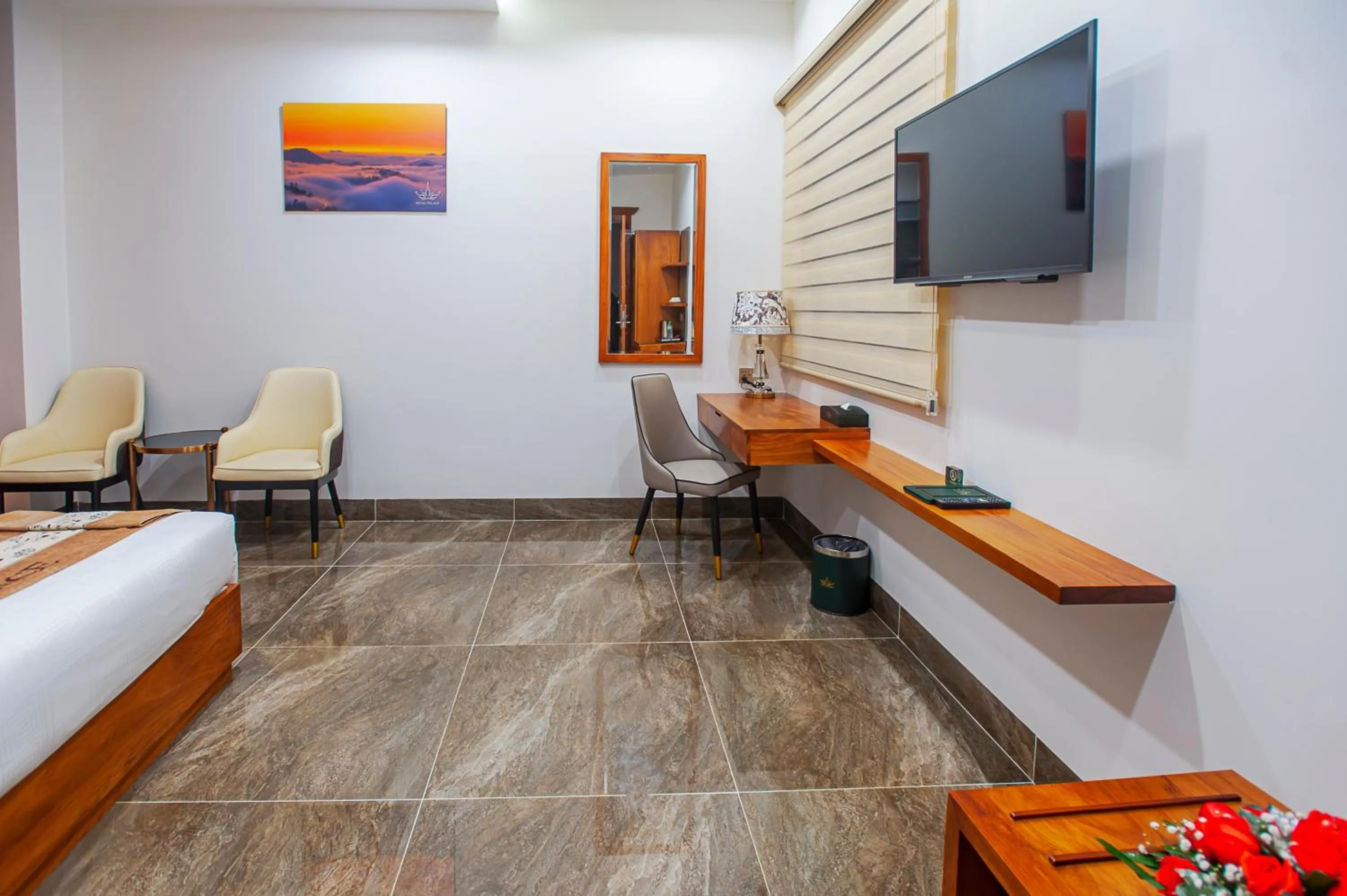 Communal lounge/ TV room in Royal Palace