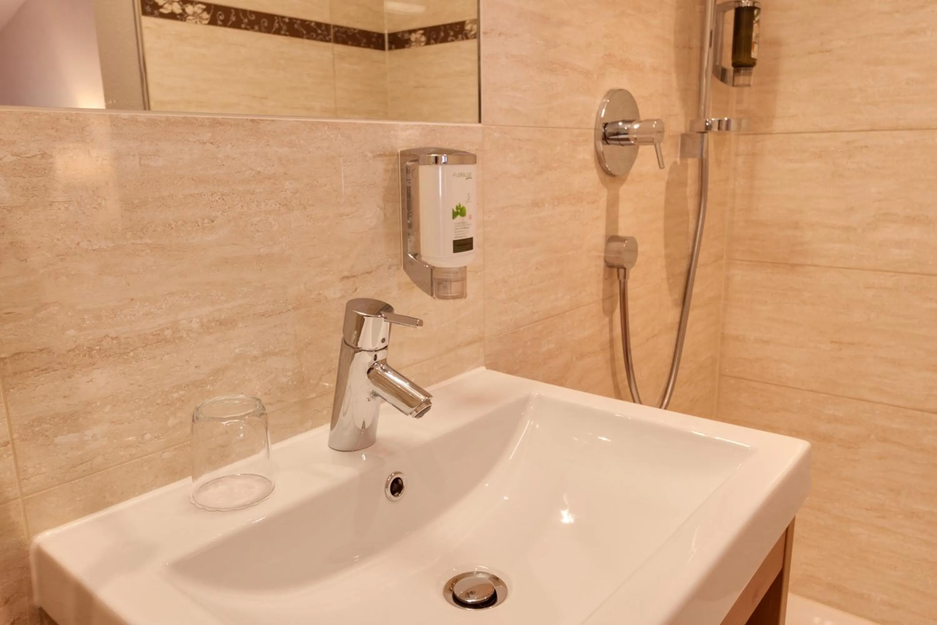 Bathroom in Hotel Nova