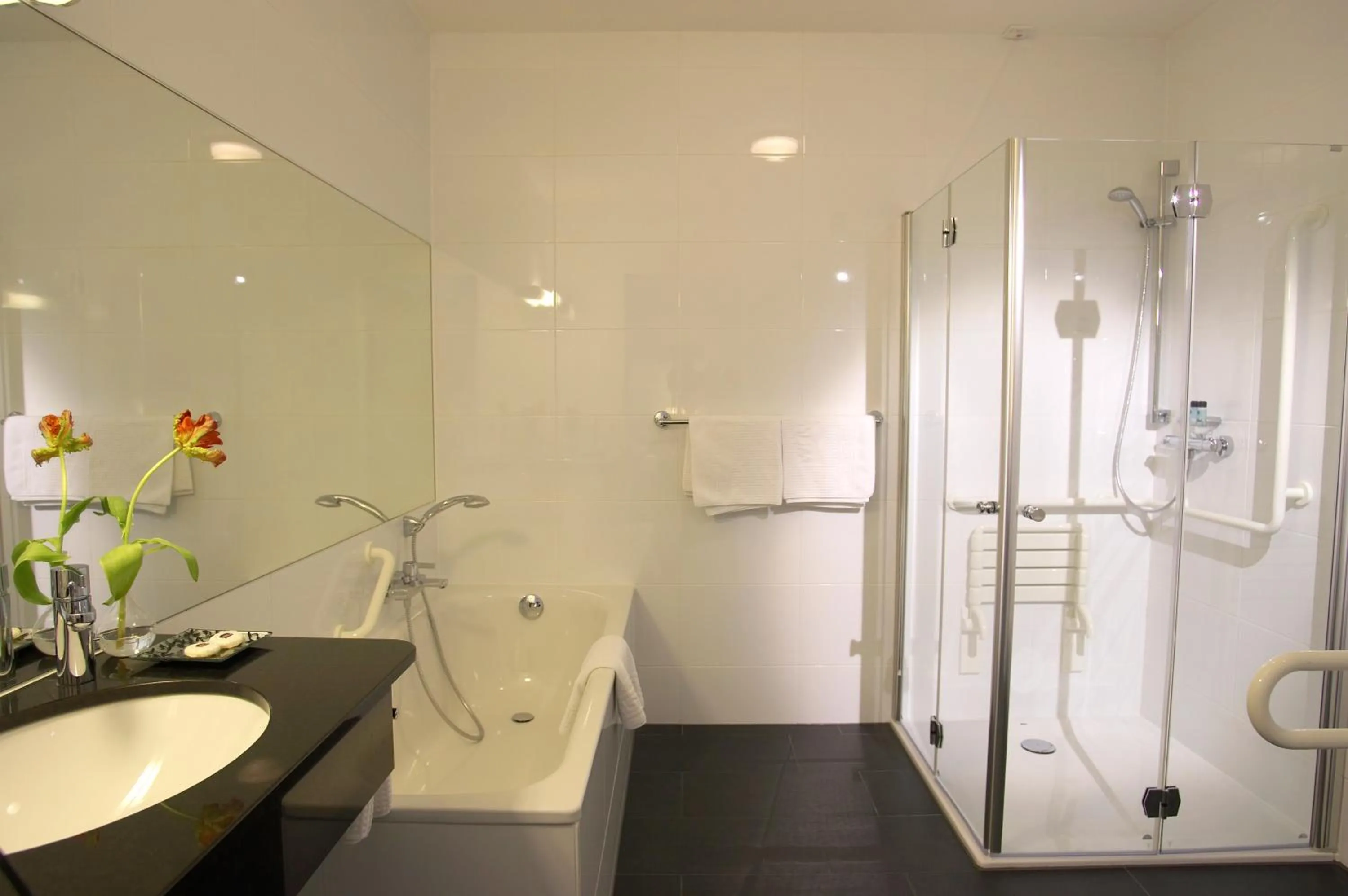 Bathroom in Hotel Weißes Kreuz