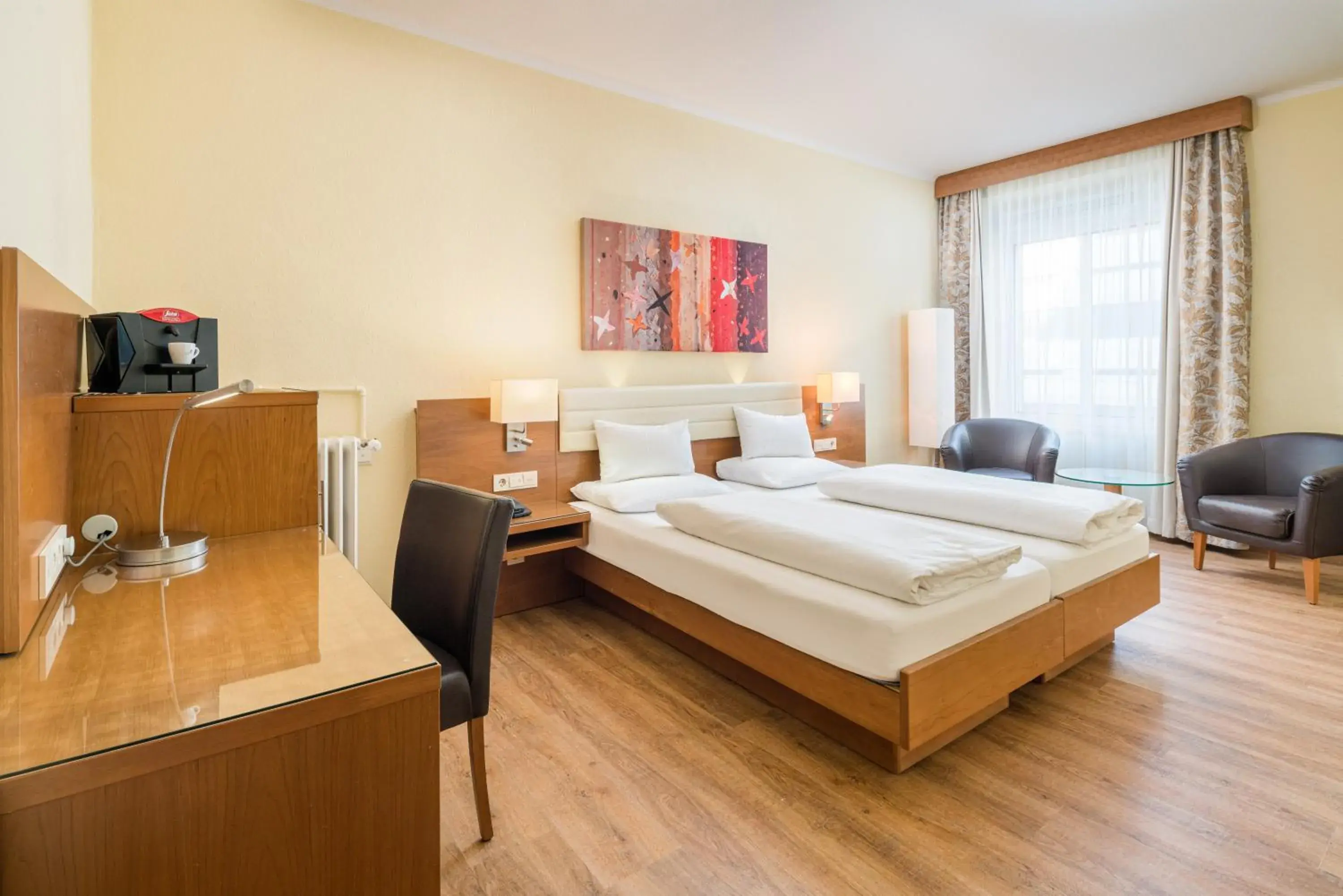 Classic Double or Twin Room - single occupancy in Hotel Weißes Kreuz Classic Double or Twin Room - single occupancy in Hotel Weißes Kreuz