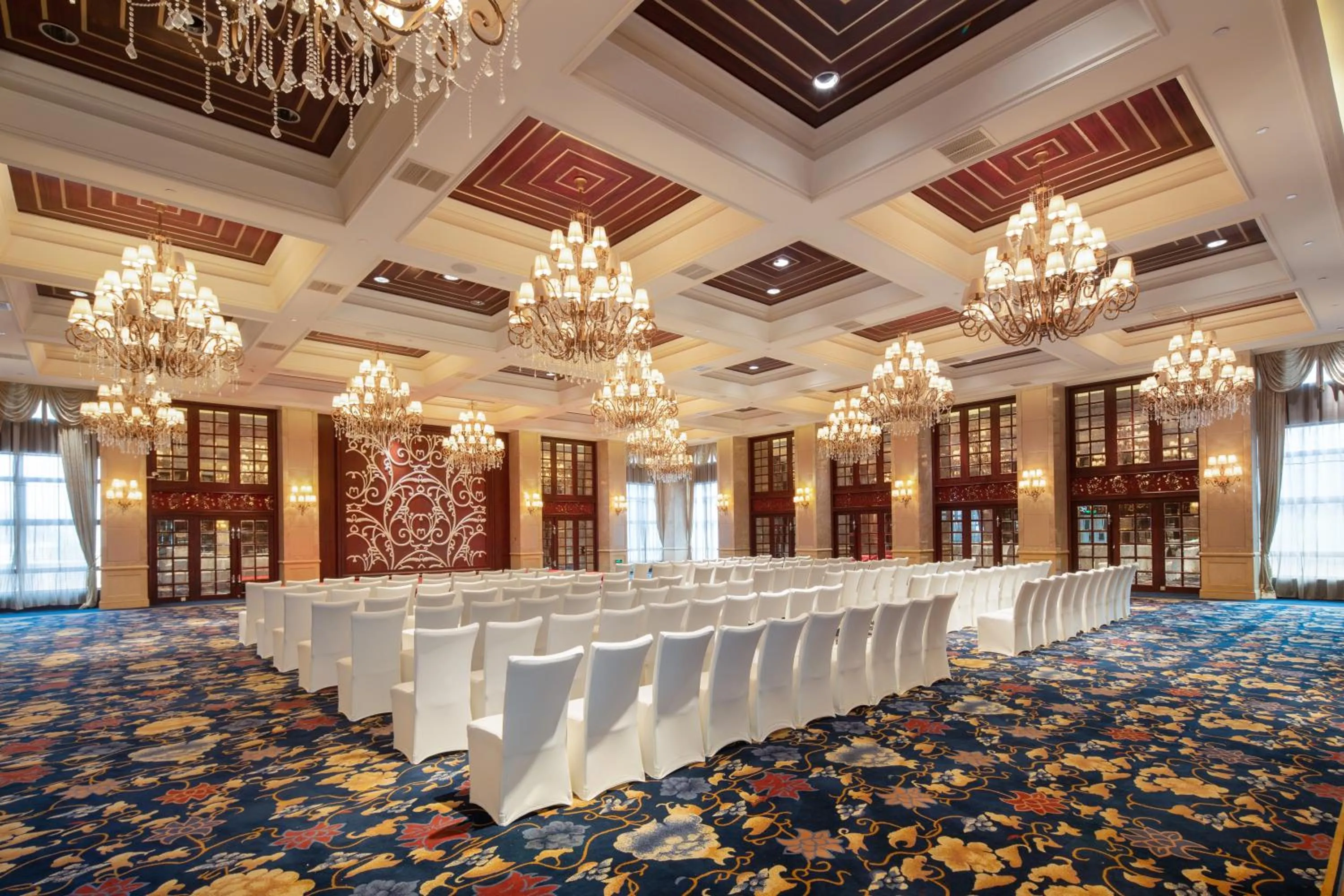 Meeting/conference room in Holiday Inn Fuzhou New Port by IHG