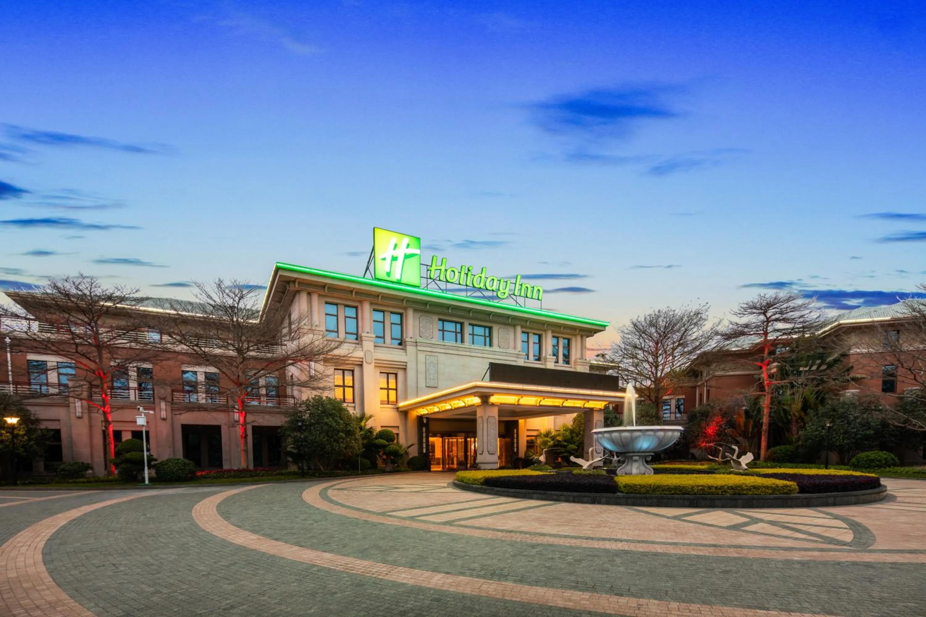 Property building in Holiday Inn Fuzhou New Port by IHG