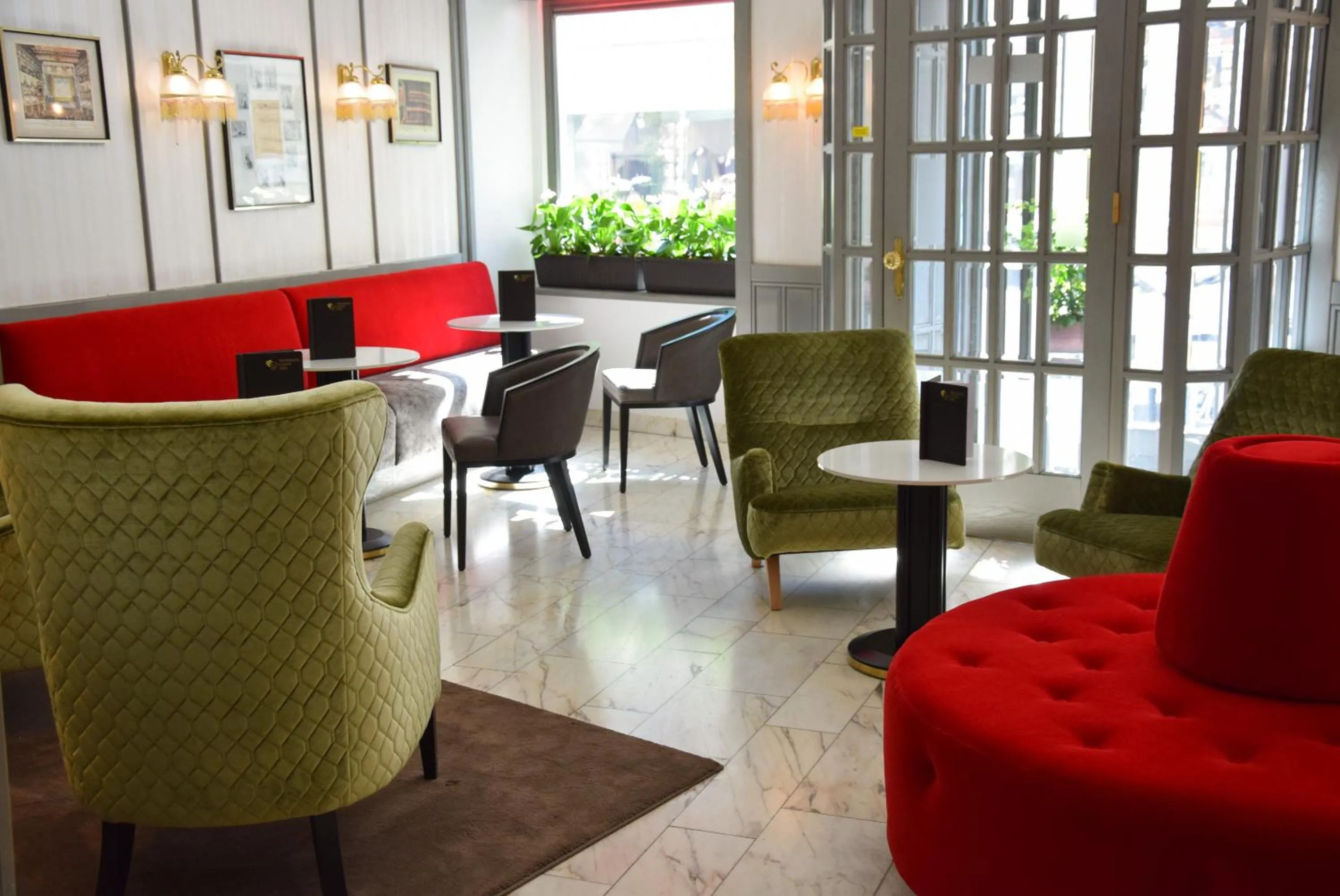 Lobby or reception in Theaterhotel & Suites Wien