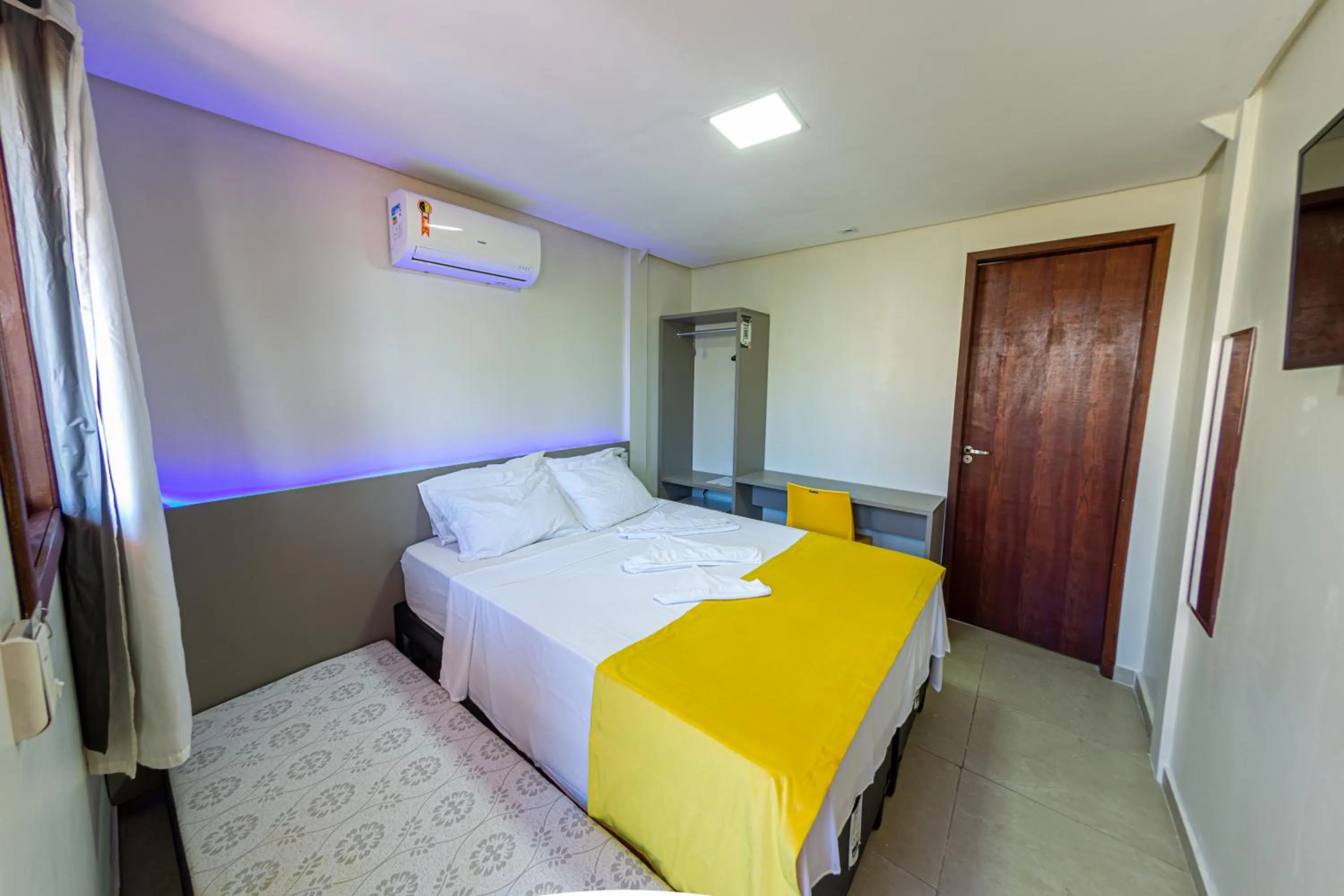 Bed in Pousada Maanaim Porto