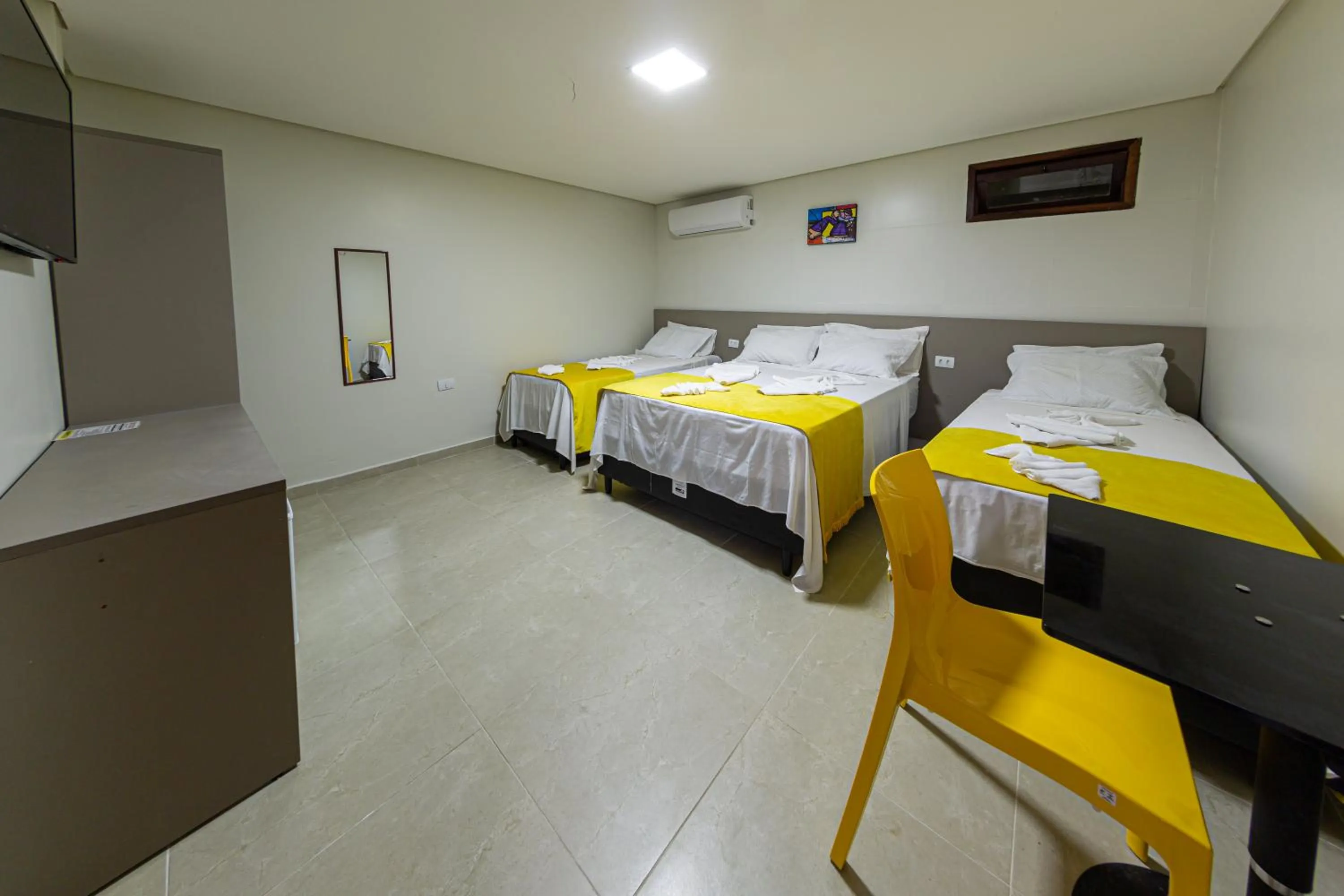 Bed in Pousada Maanaim Porto