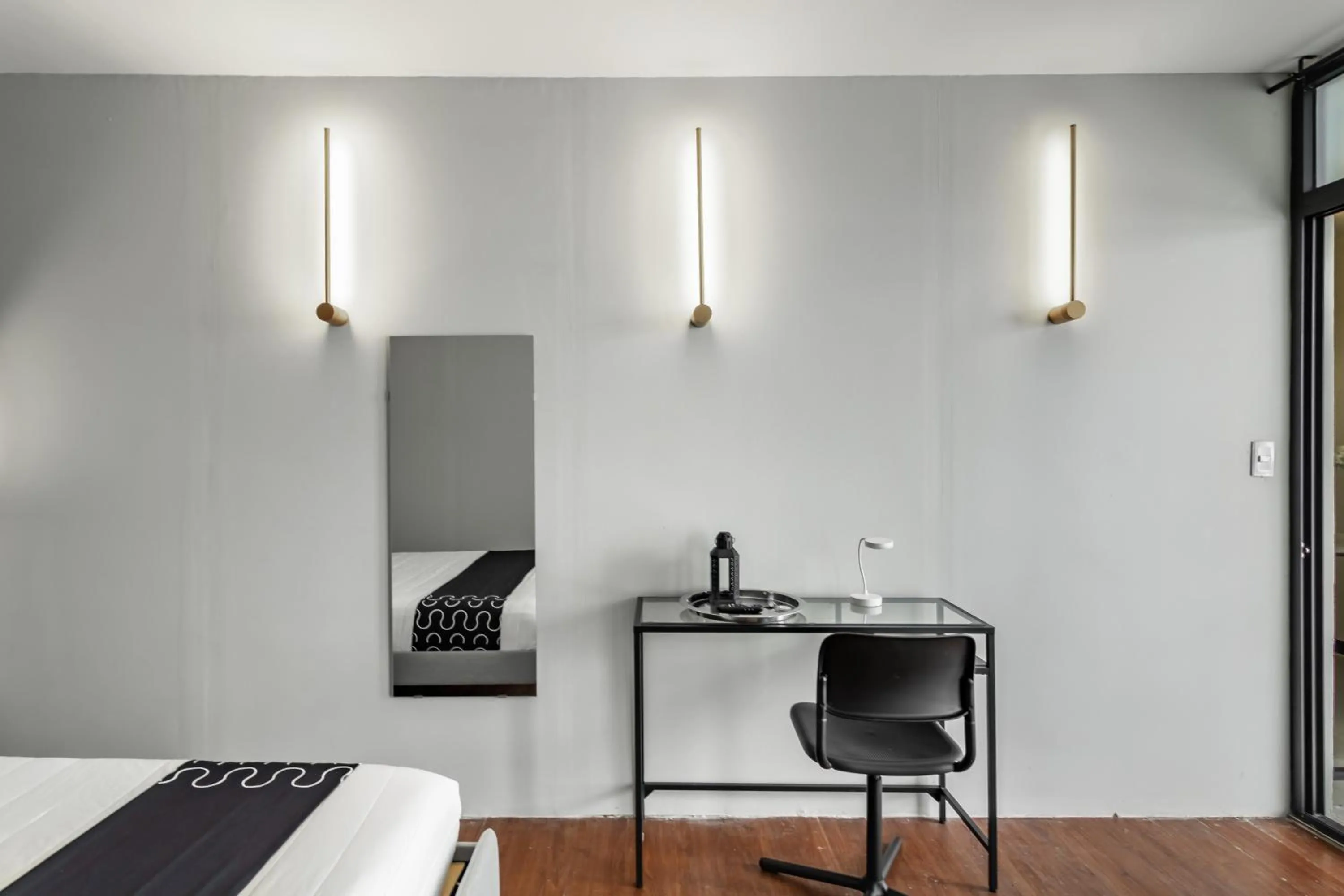 hair dresser, Bed in Singular Goldsmith