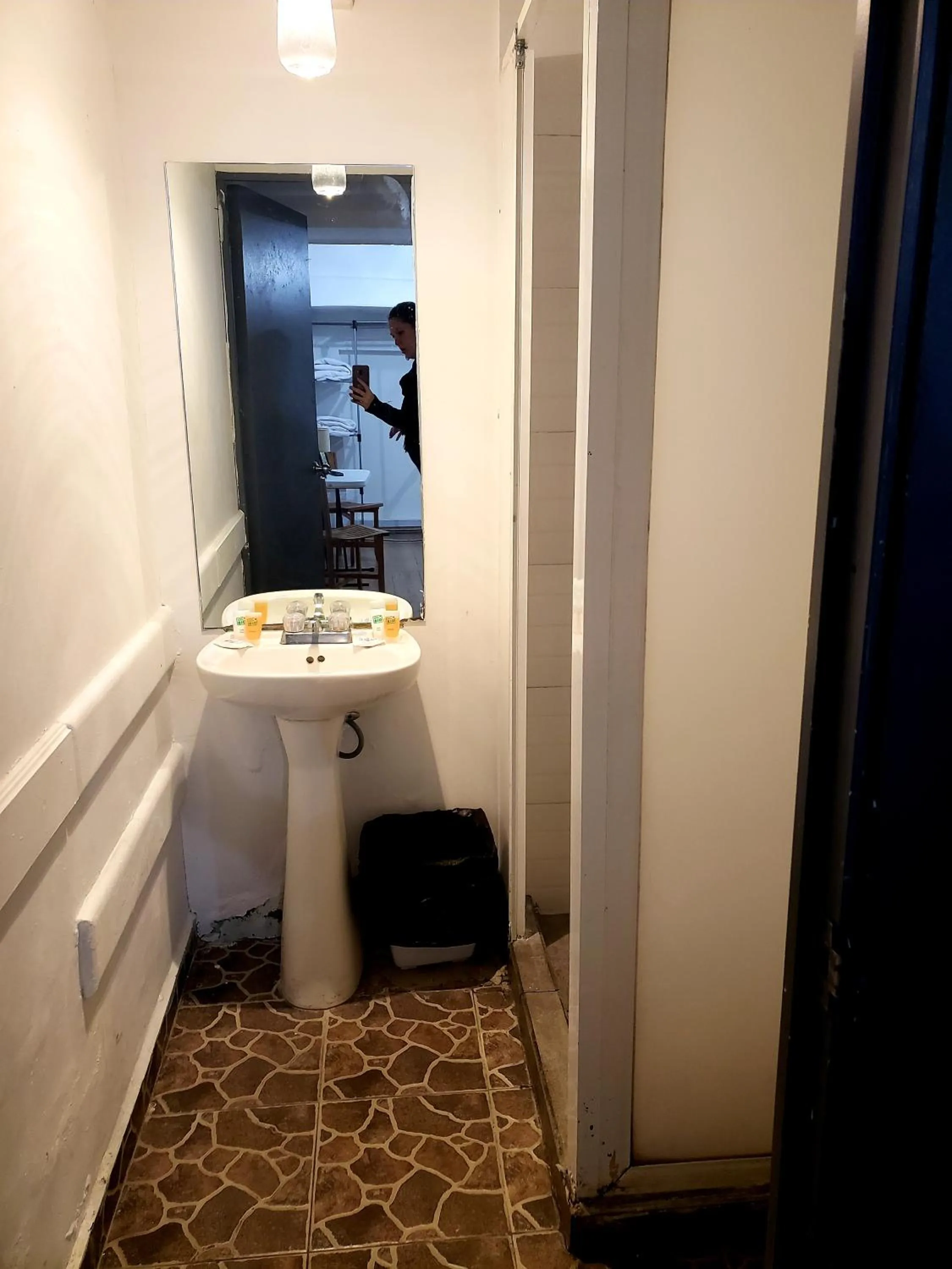 Bathroom in Singular Goldsmith