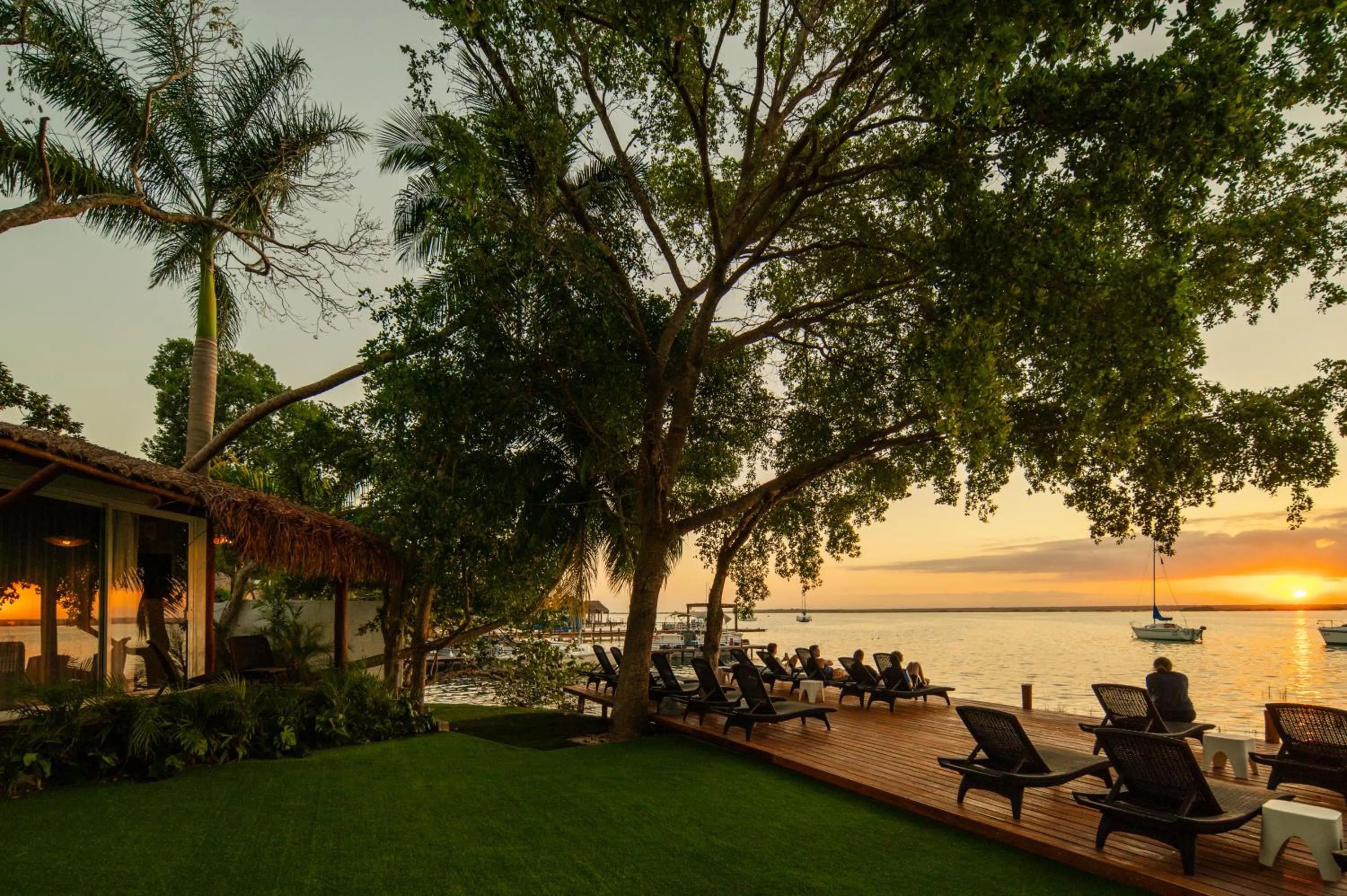 Sunset in Casa Aakal Lagoon Front