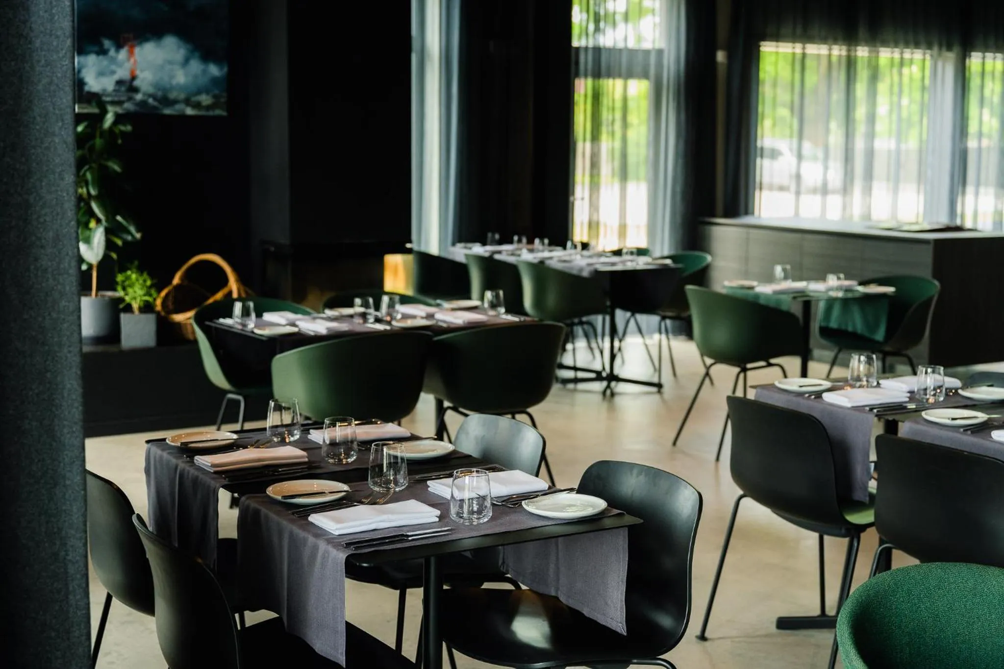 Restaurant/places to eat in OTTO Hotel & Sun