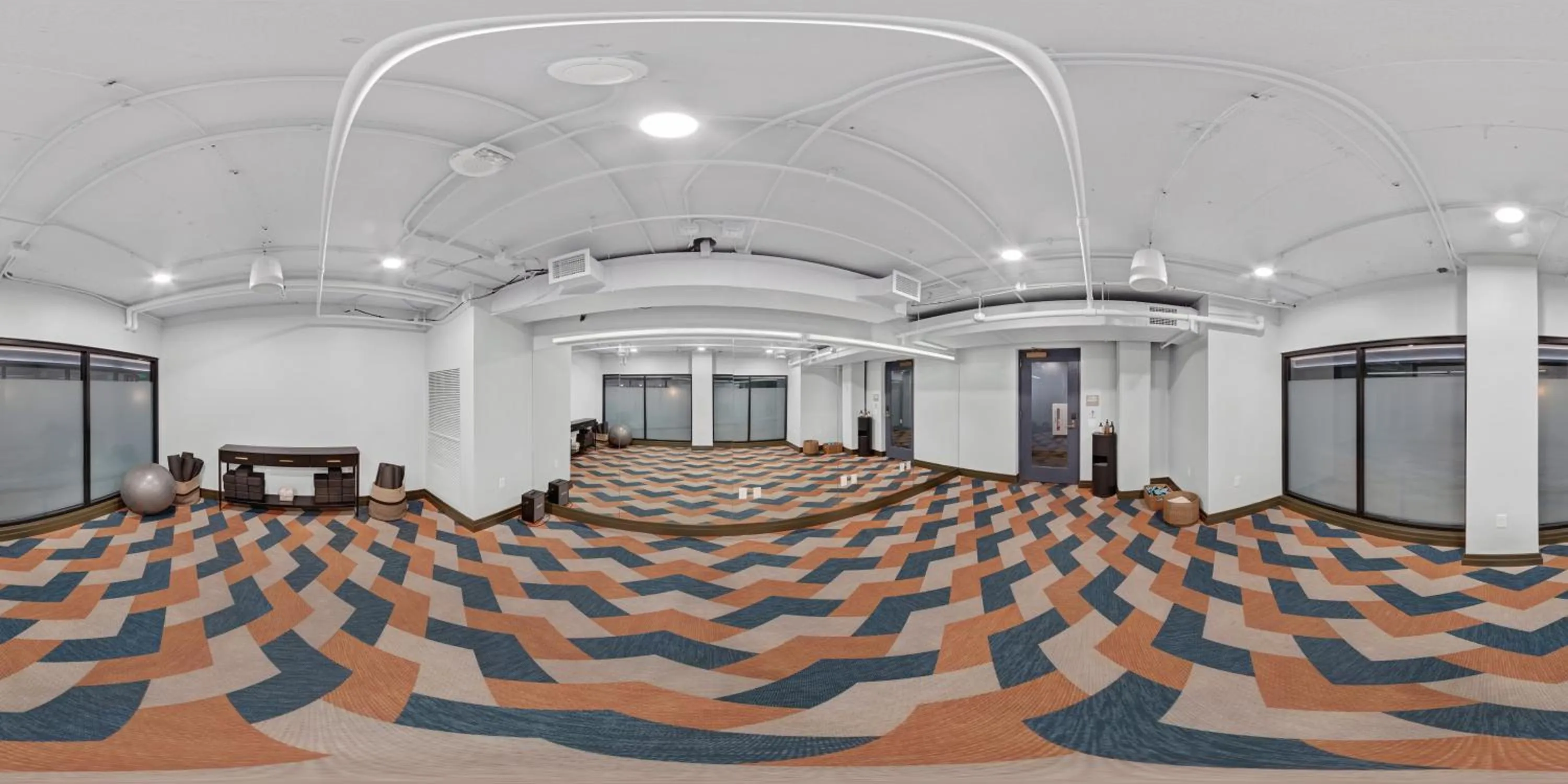 Fitness centre/facilities in Clayton Hotel & Members Club