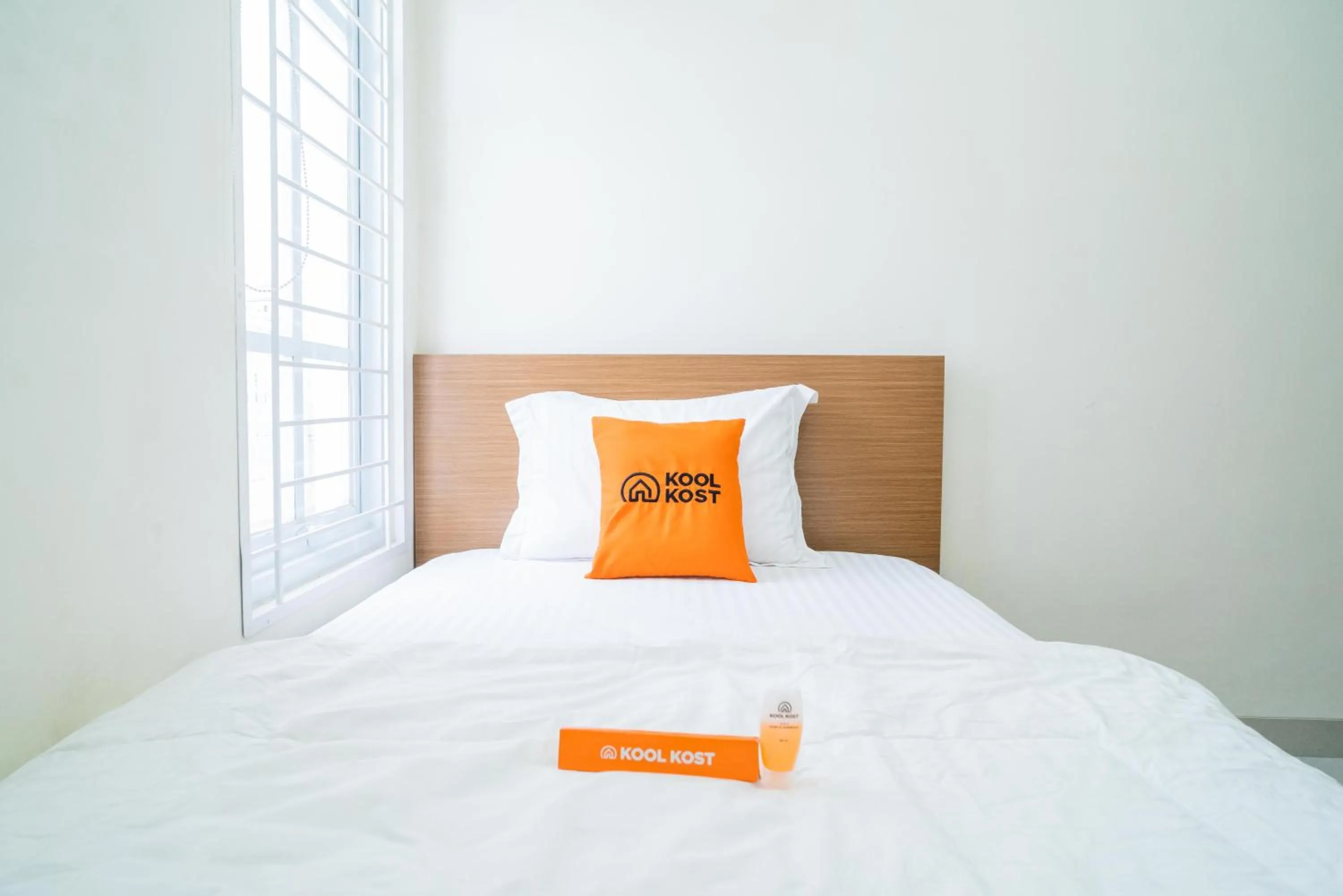 Bedroom in KoolKost Syariah near Jl Pajajaran Bogor