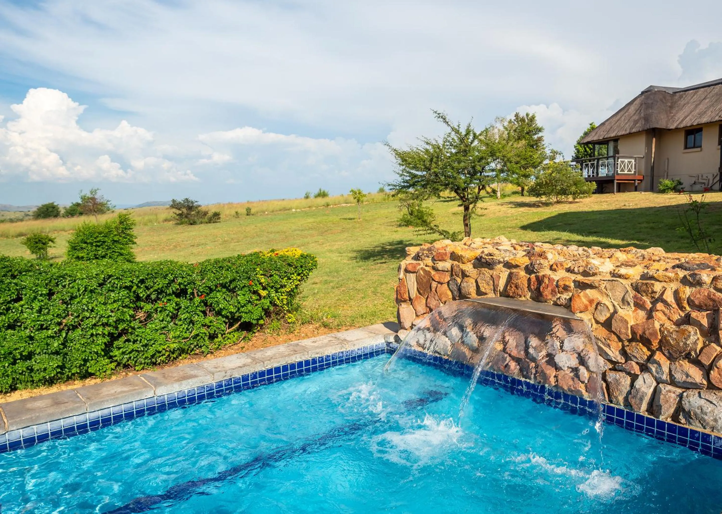 Swimming pool in Mount Savannah Lodge by Dream Resorts