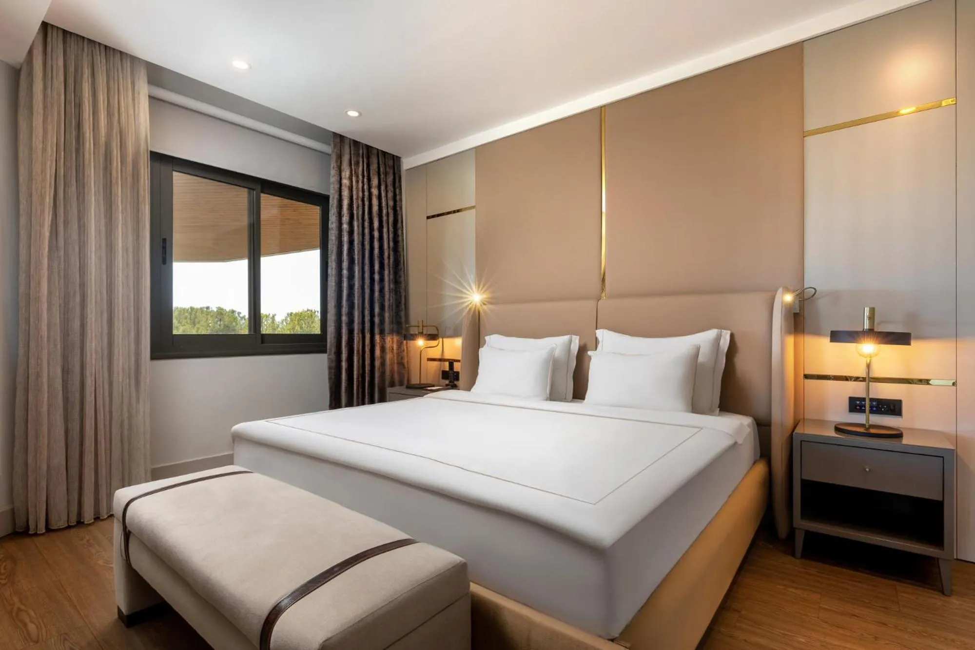 Photo of the whole room, Bed in Unique Life Style Hotel