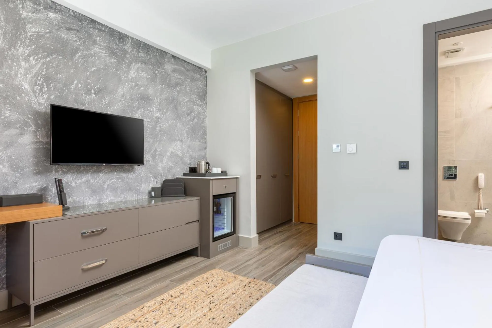 TV and multimedia, Bed in Unique Life Style Hotel