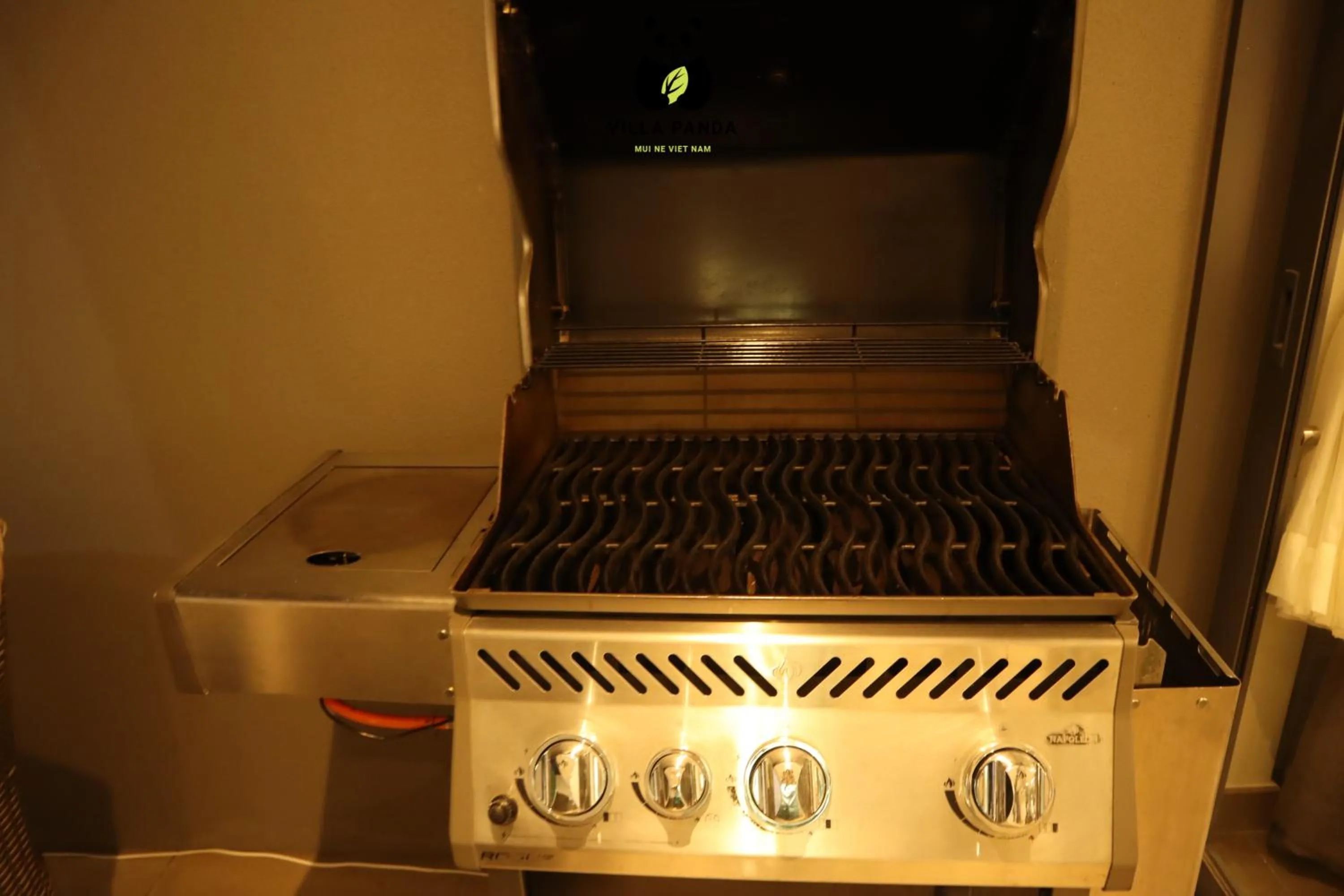 Kitchen or kitchenette in Villa Panda - Sanctuary Ho Tram Resort