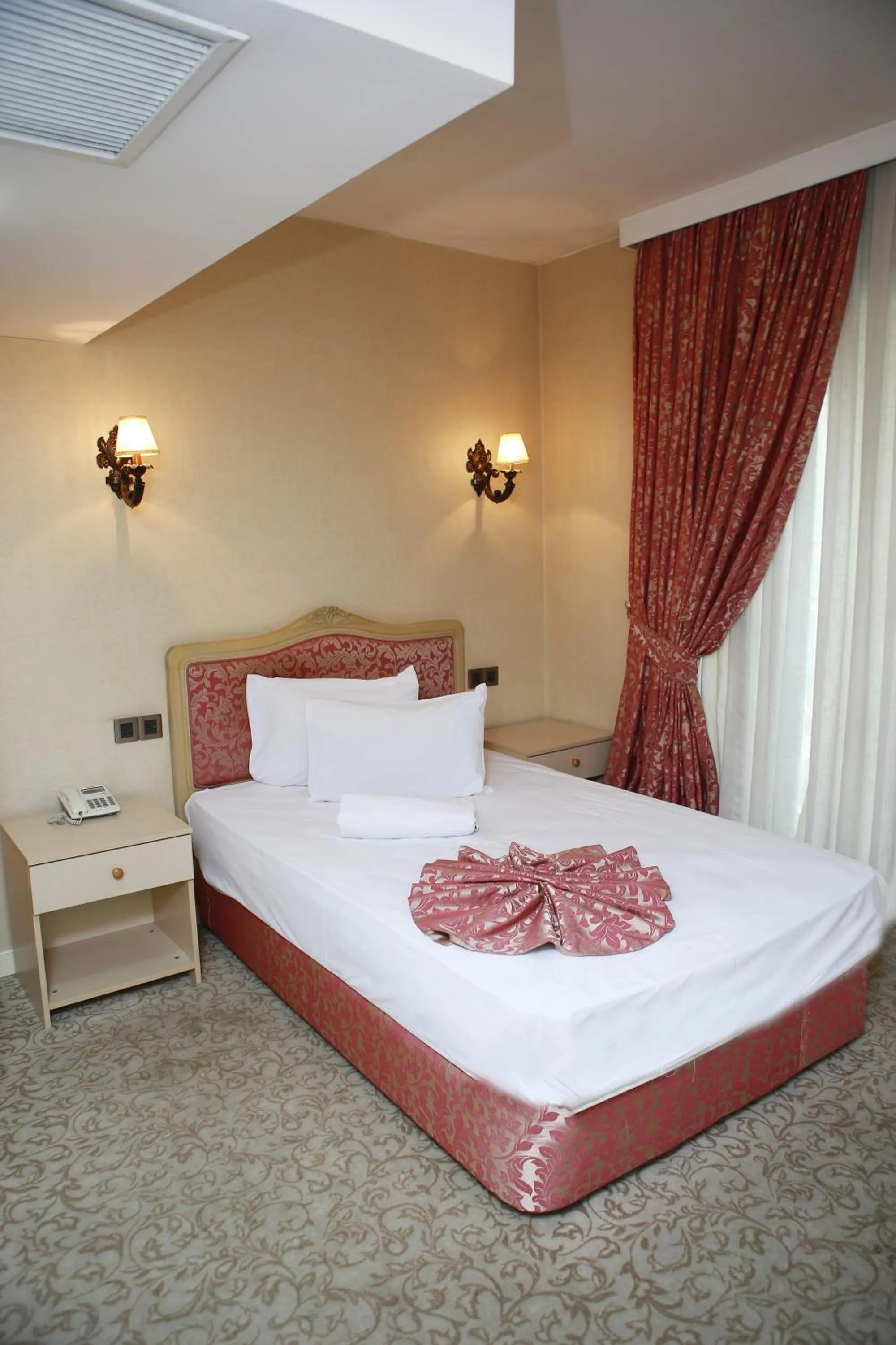 Bed in Deluxe Hotel Ganja