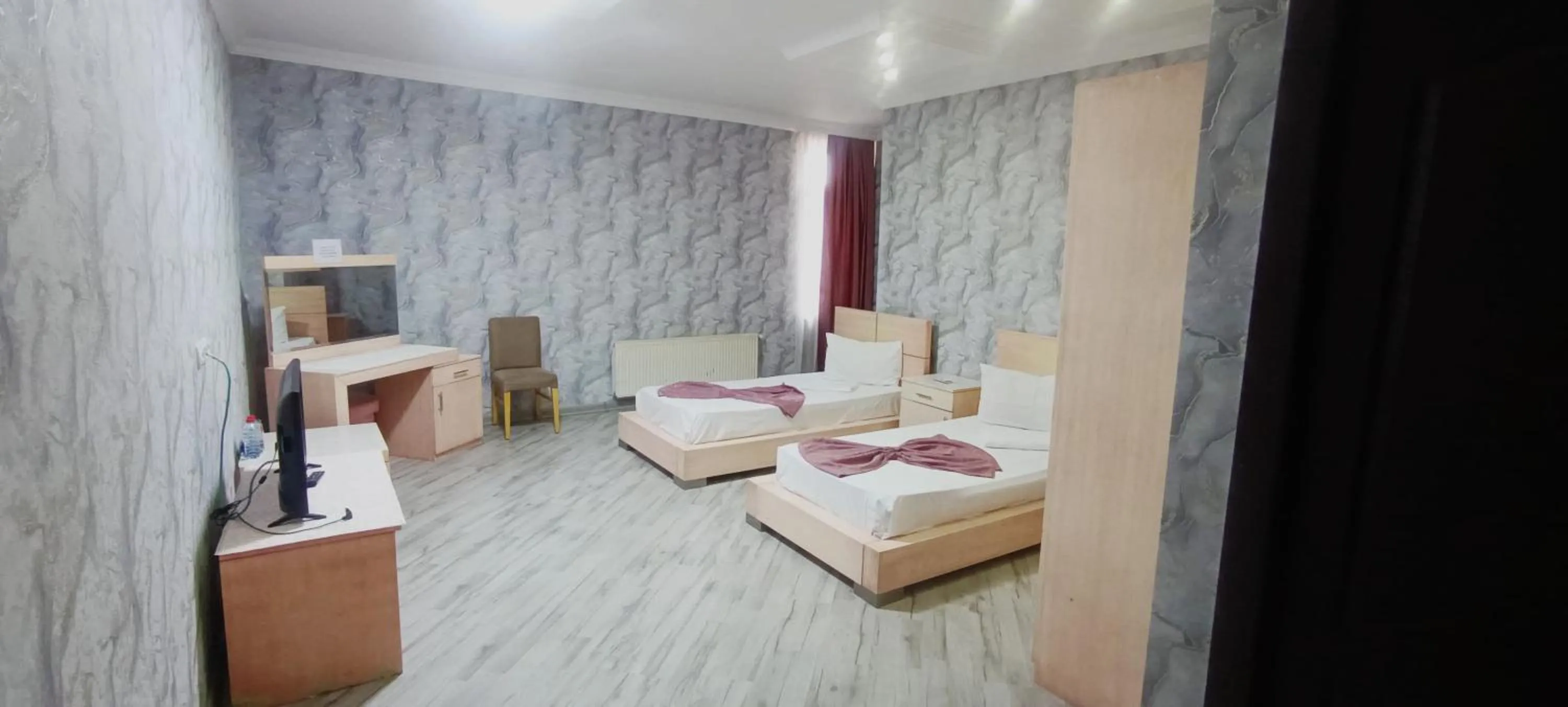 TV and multimedia, Bed in Deluxe Hotel Ganja