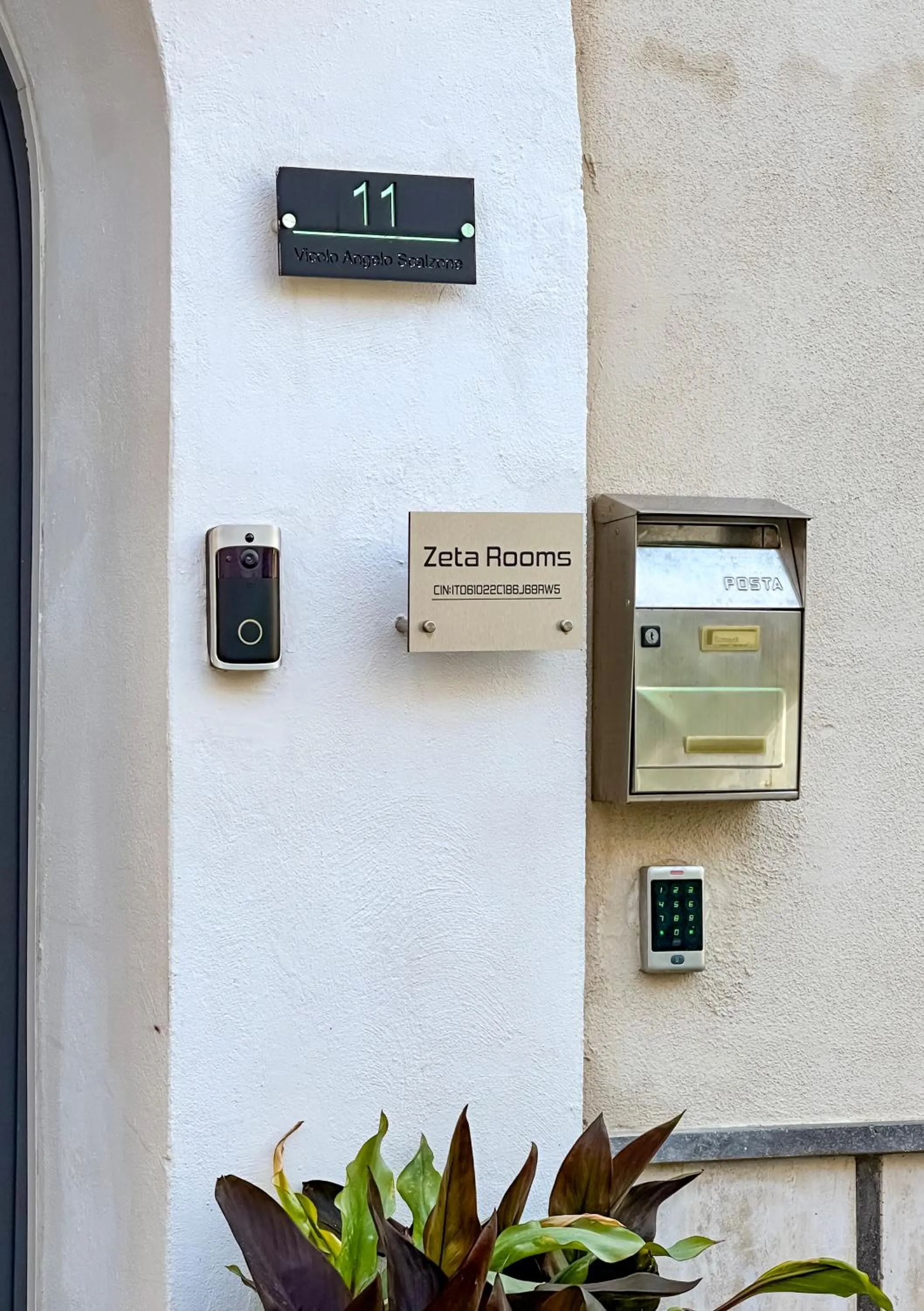 Certificate/Award in Zeta Rooms