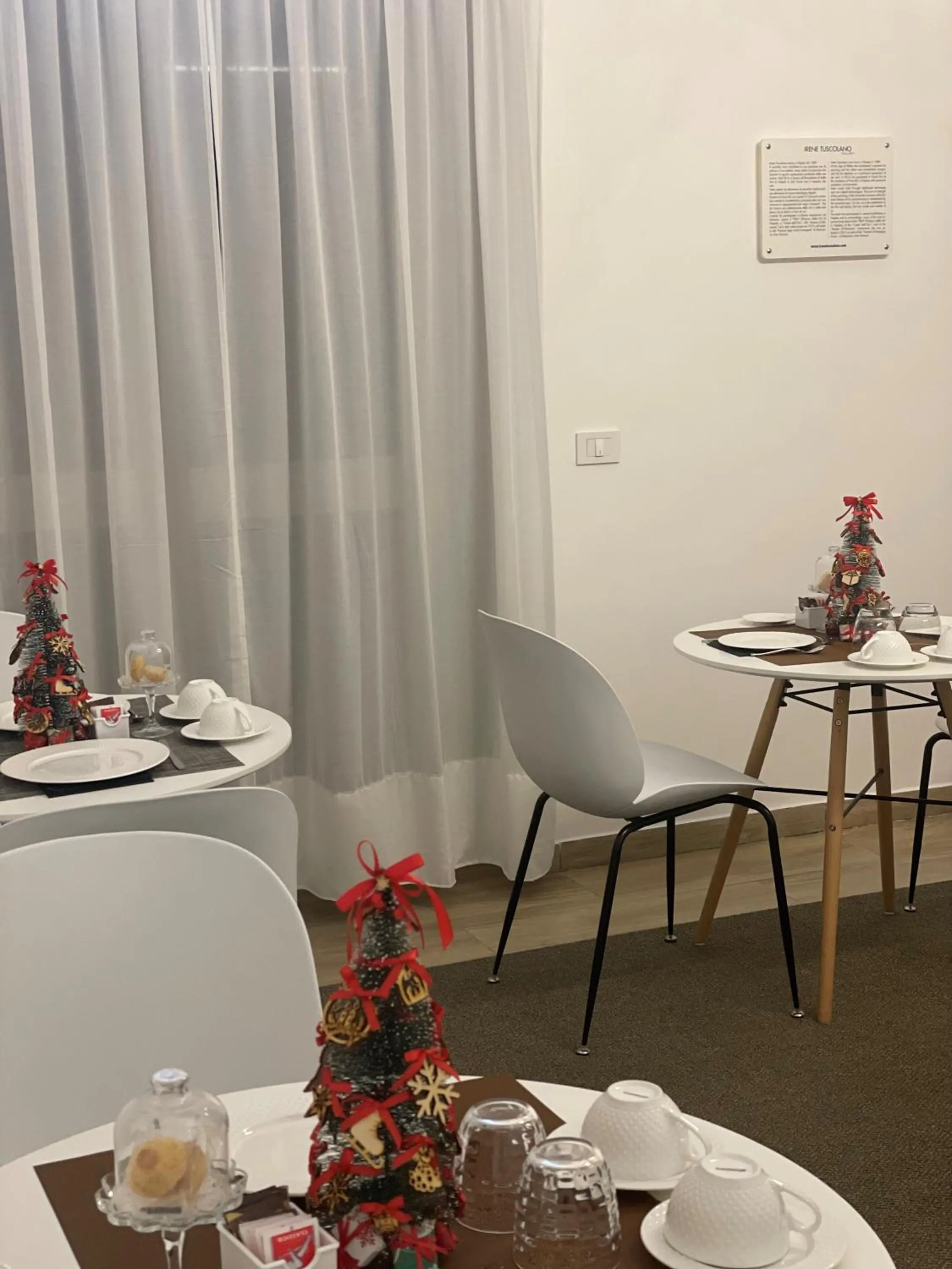 Breakfast in Zeta Rooms