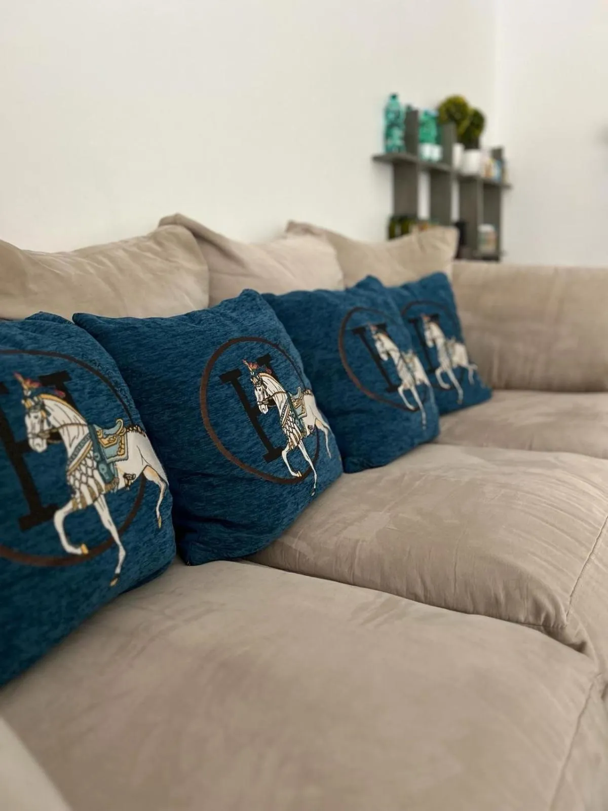 Breakfast in Zeta Rooms