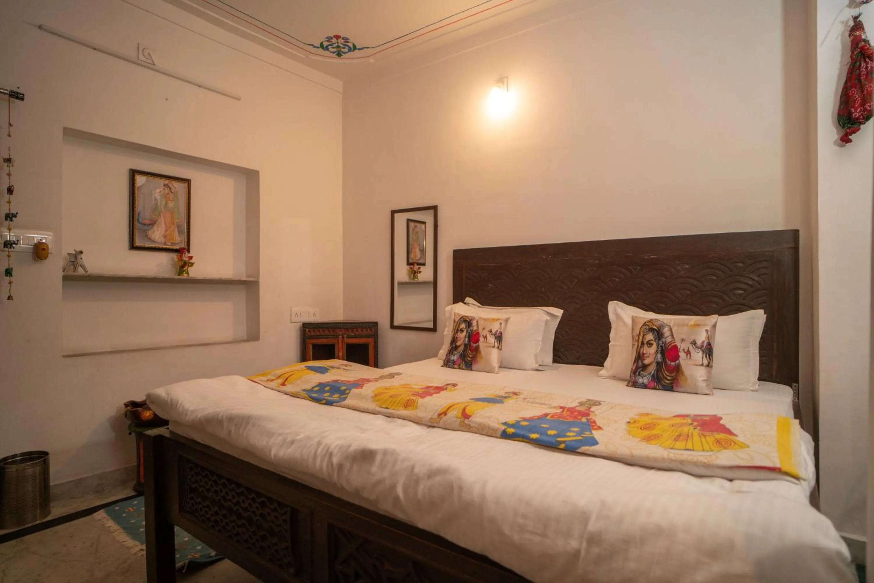 Photo of the whole room, Bed in Soham Haveli Udaipur