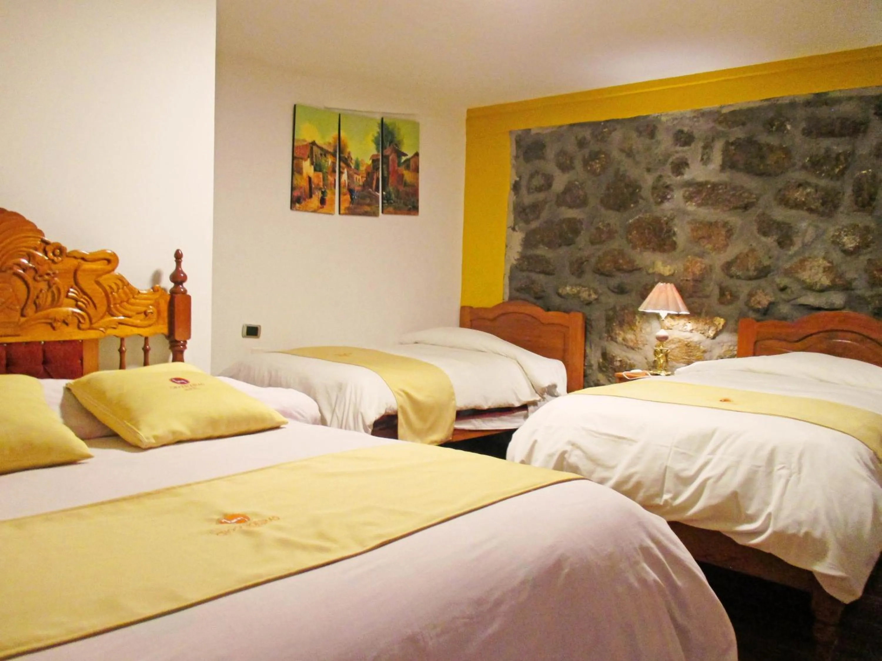 Bed in Hotel Choquequirao