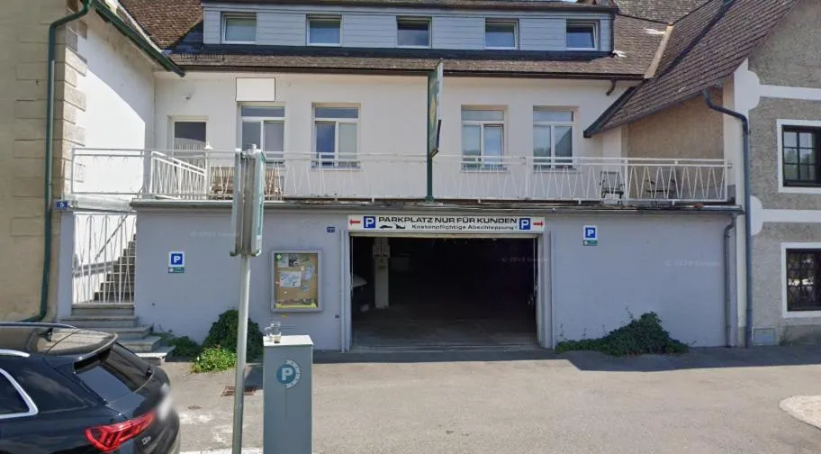 Parking in Hotel Restaurant zur Post