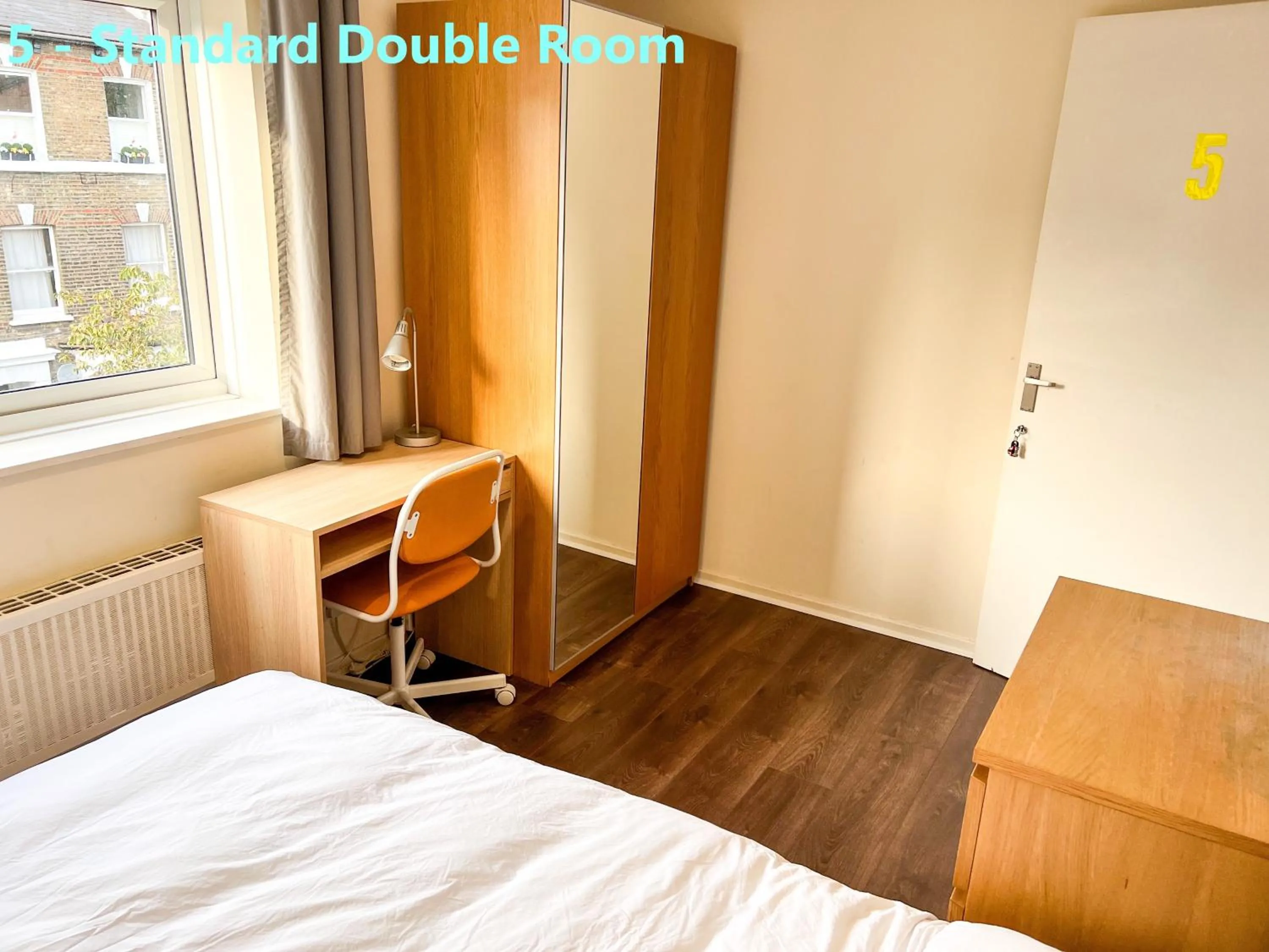 Bed in Central Palace - Excellent Stay in London Zone 1