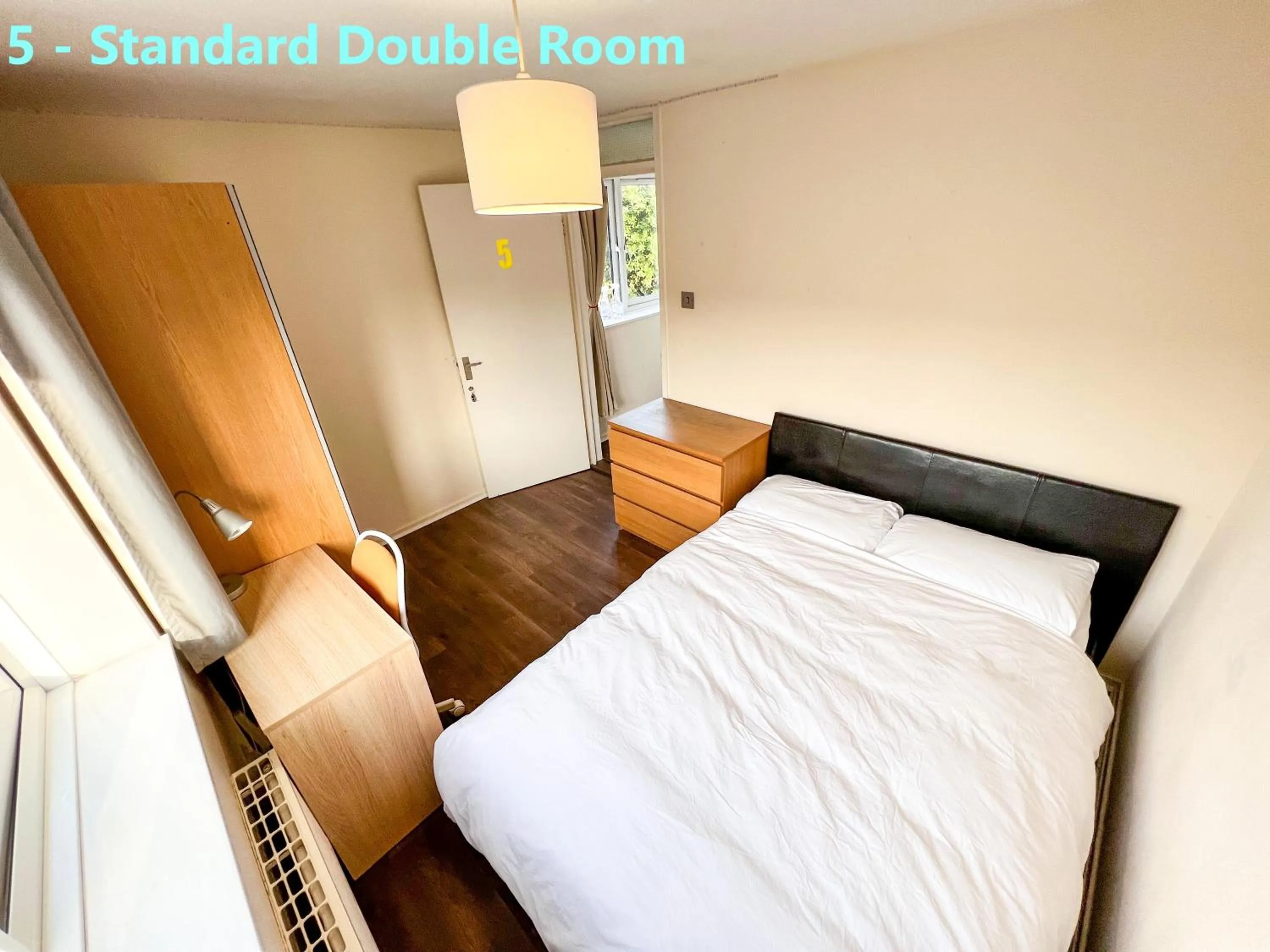 Bed in Central Palace - Excellent Stay in London Zone 1