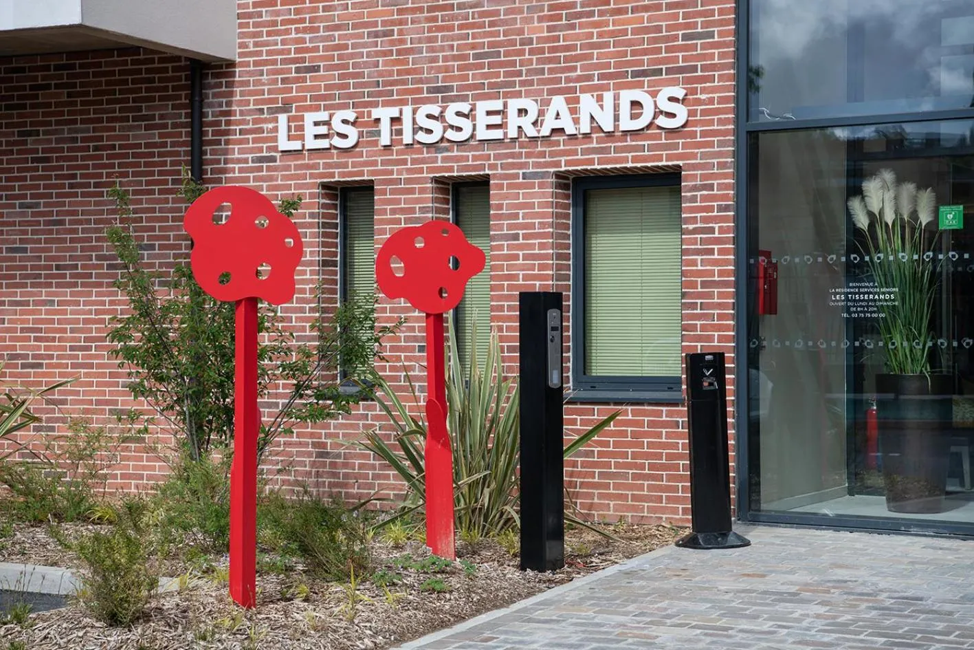 Facade/entrance in Résidence Les Tisserands - Domitys