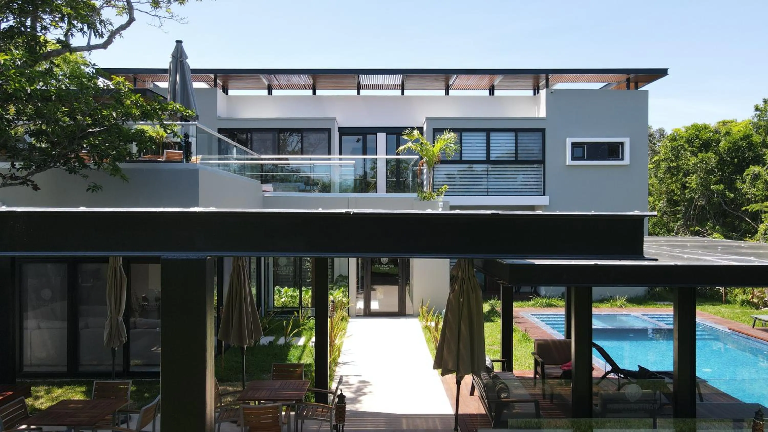 Property building in Panther Bay Boutique Hotel