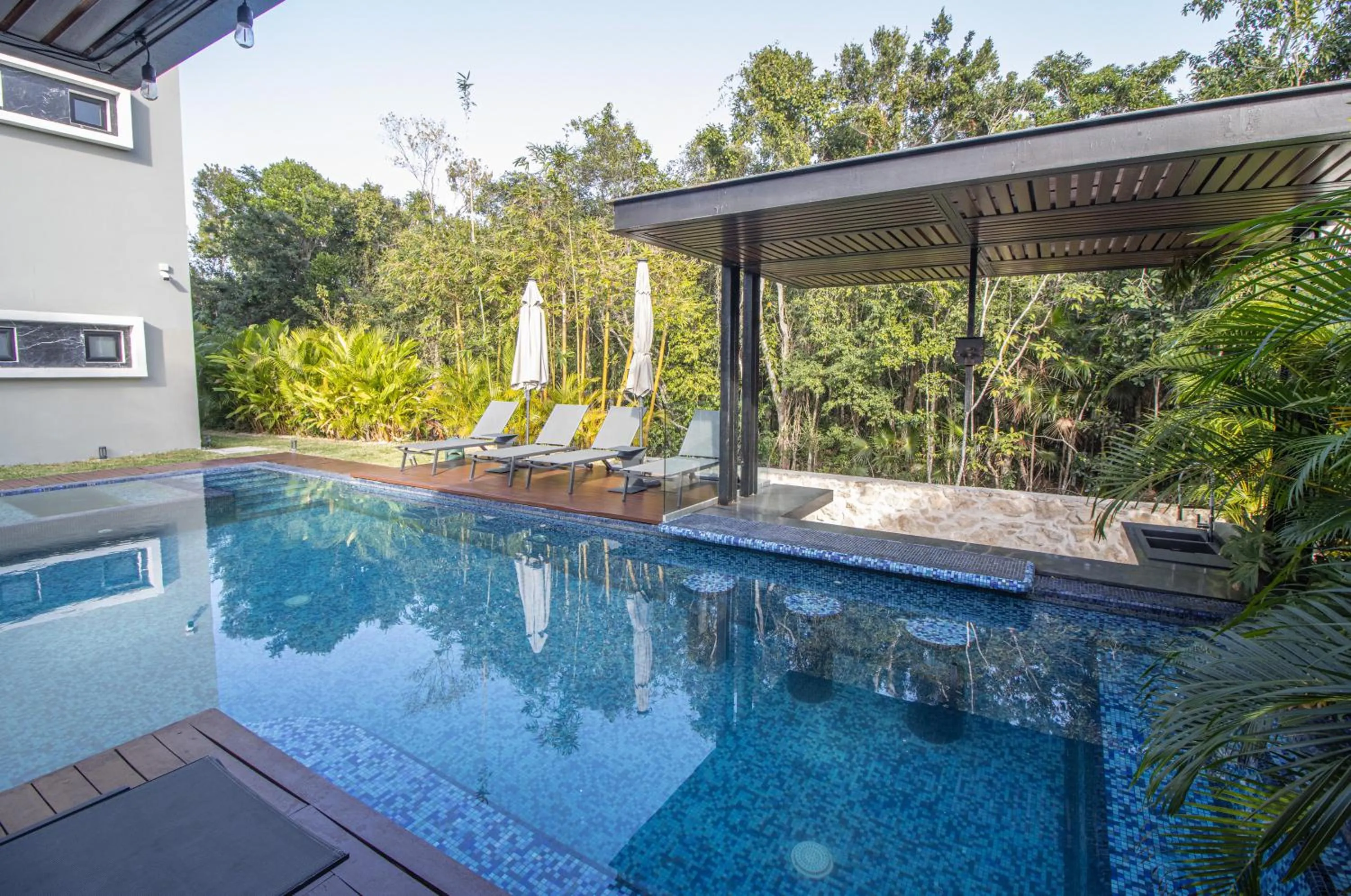 Swimming pool in Panther Bay Boutique Hotel