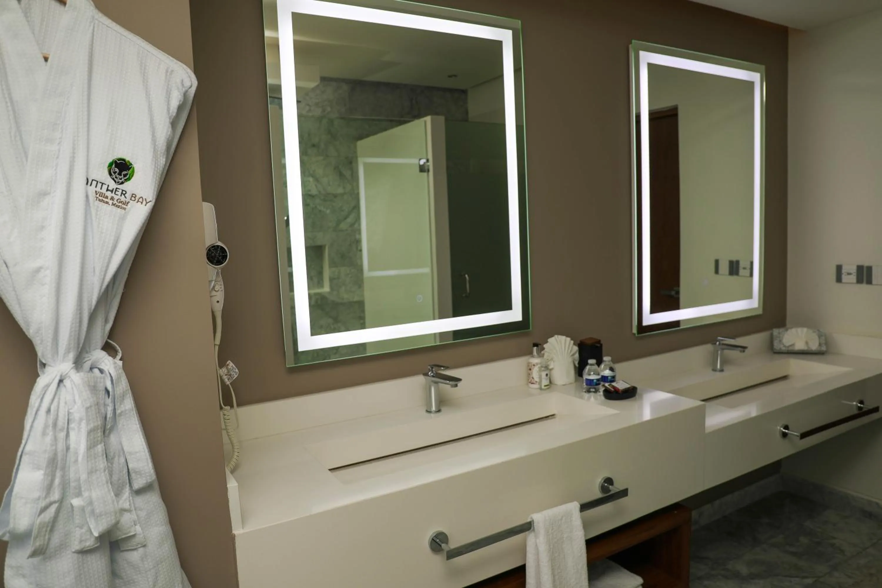 Bathroom in Panther Bay Boutique Hotel