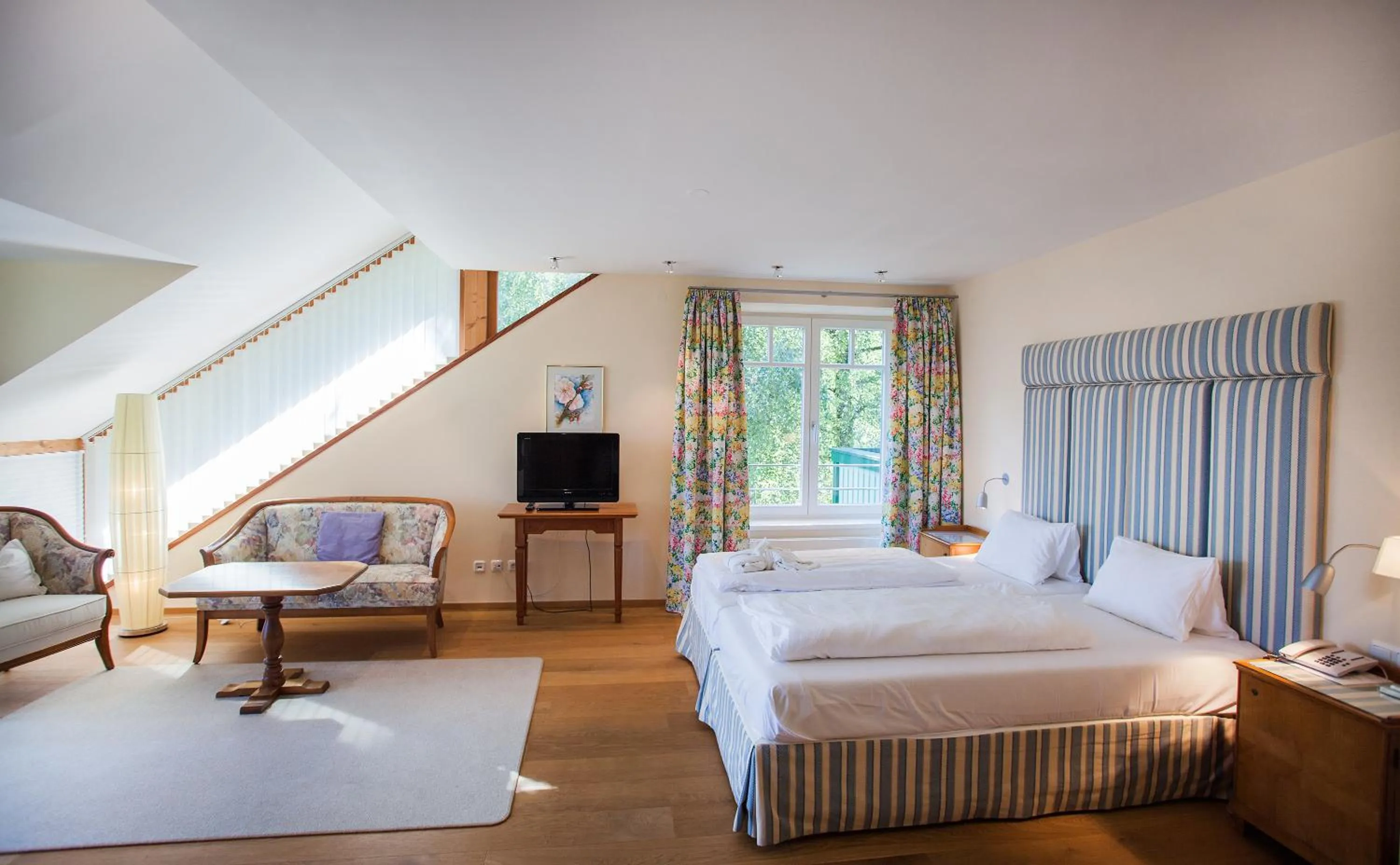 Photo of the whole room, Bed in Hotel Hollweger