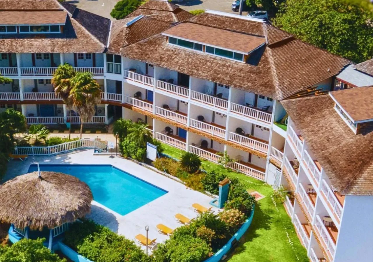 Property building in Grand Hotel Excelsior Port Royal