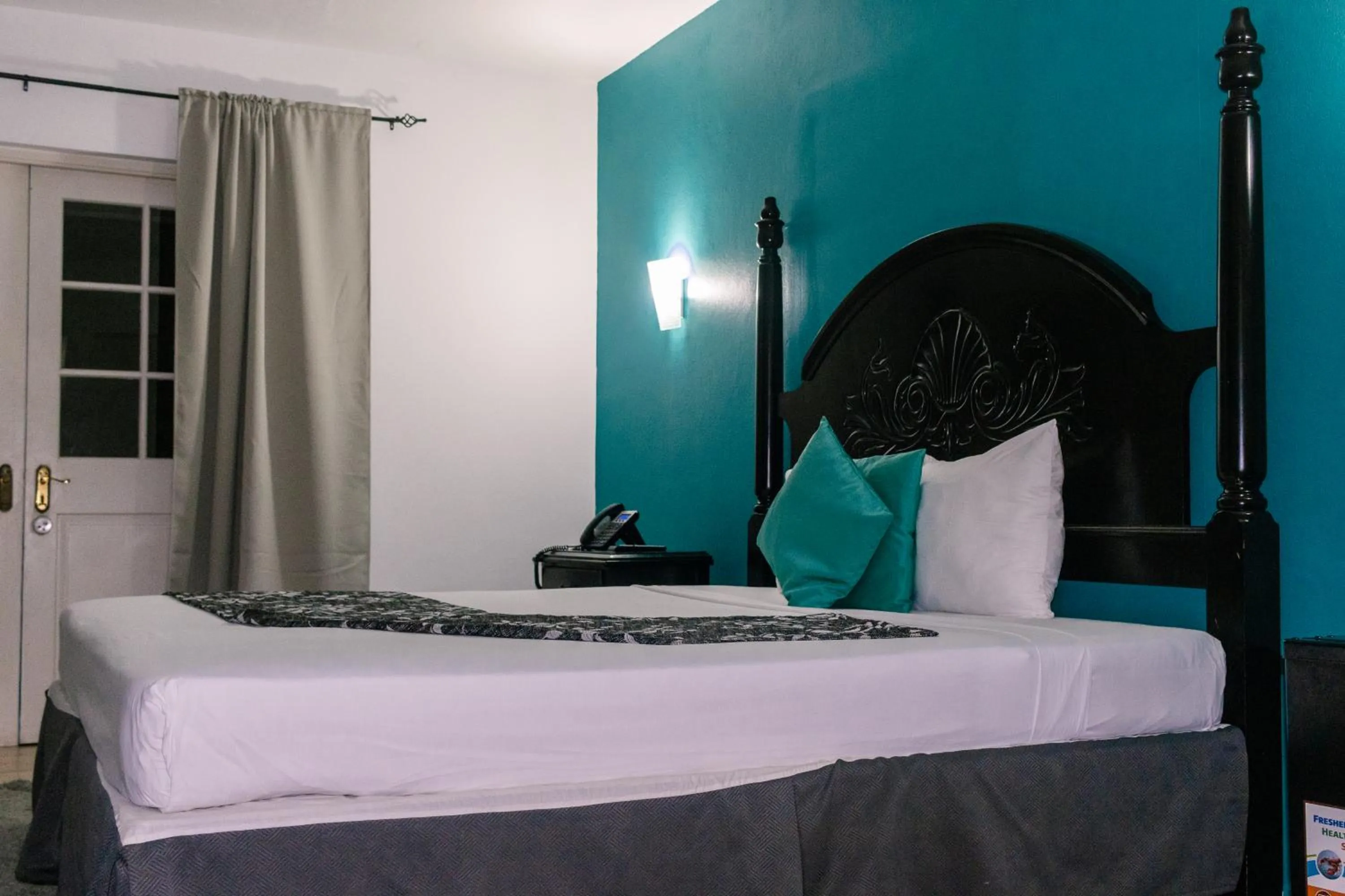 Bed in Grand Hotel Excelsior Port Royal