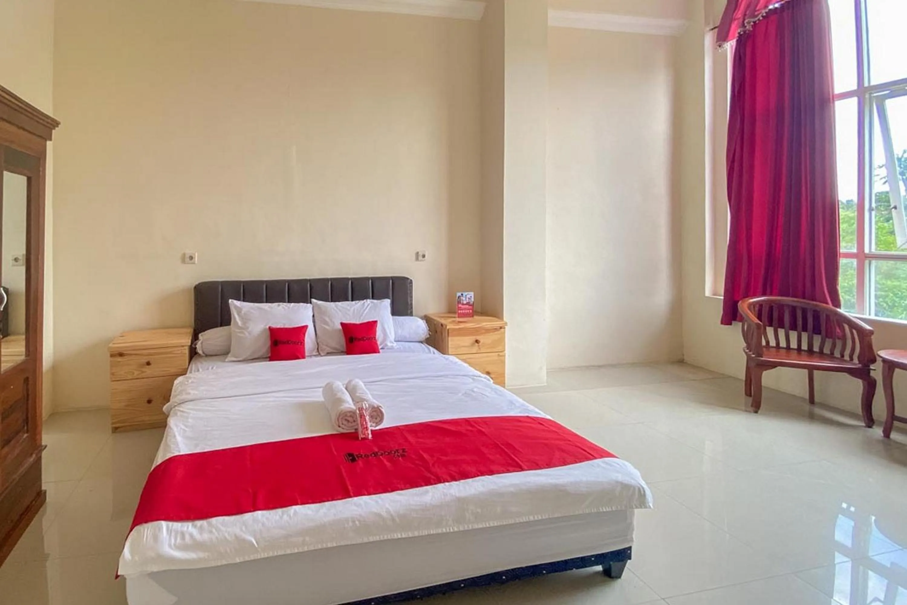 Bed in RedDoorz near Universitas Merdeka Malang 2