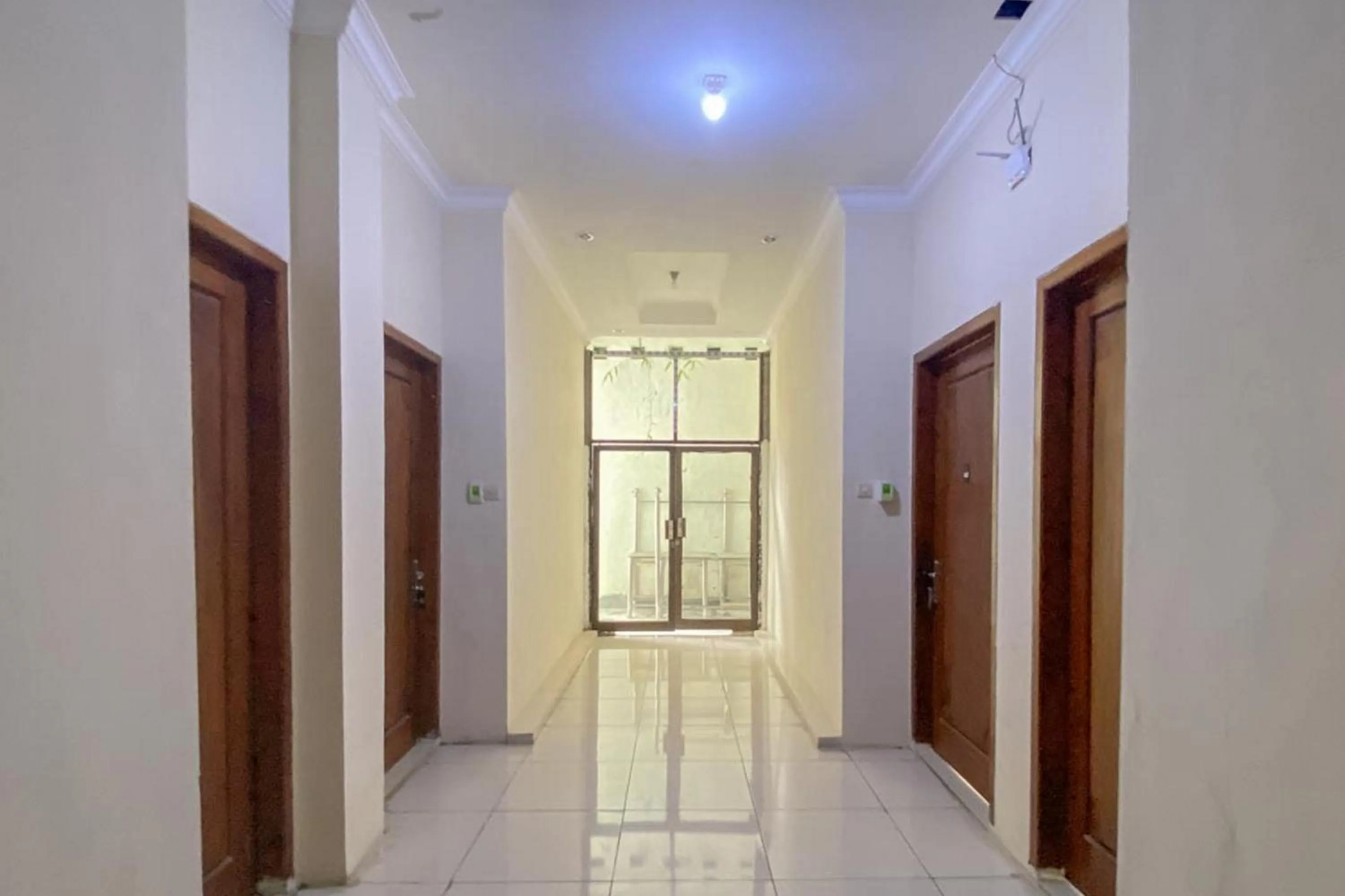 Property building in RedDoorz near Universitas Merdeka Malang 2