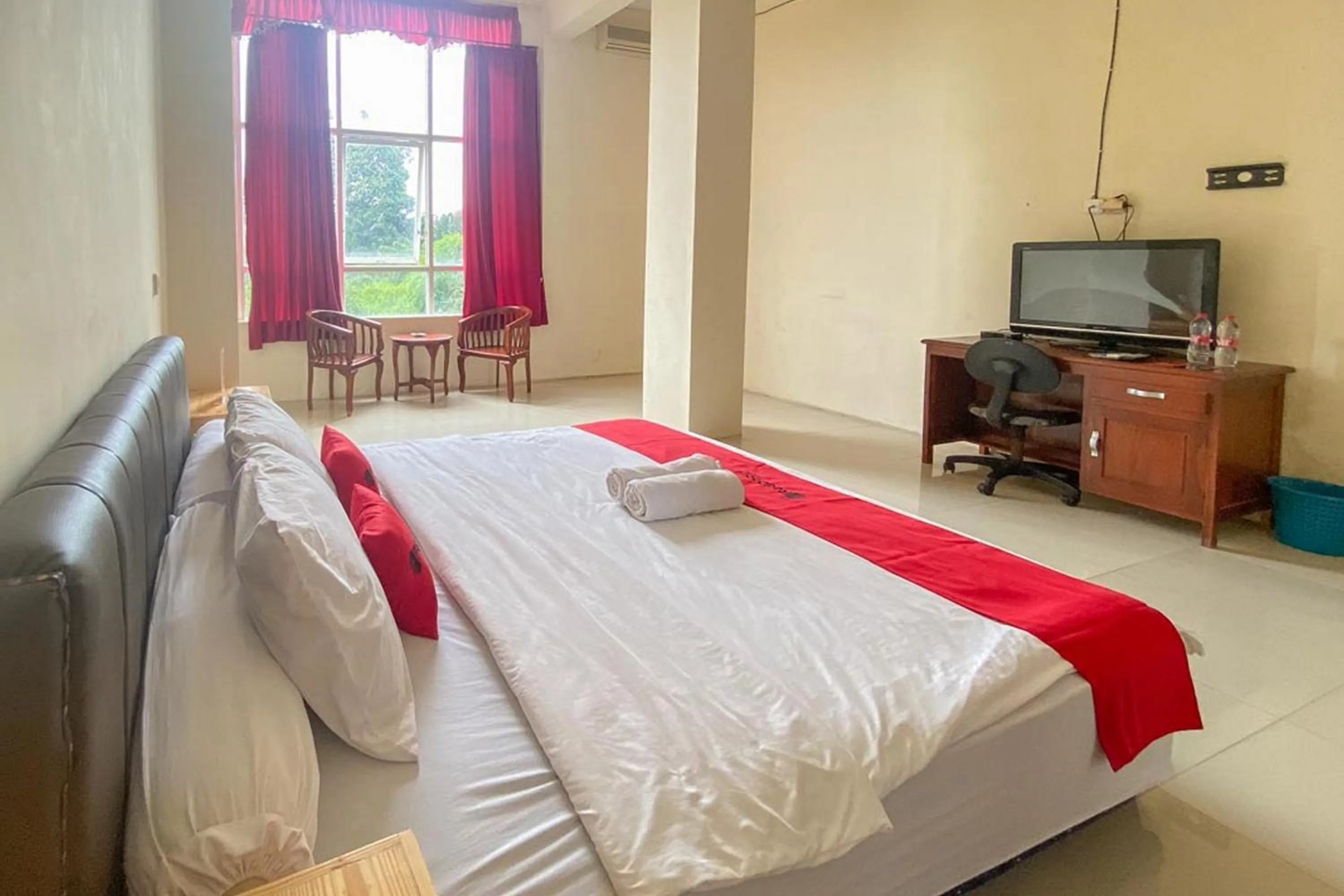 Bed in RedDoorz near Universitas Merdeka Malang 2